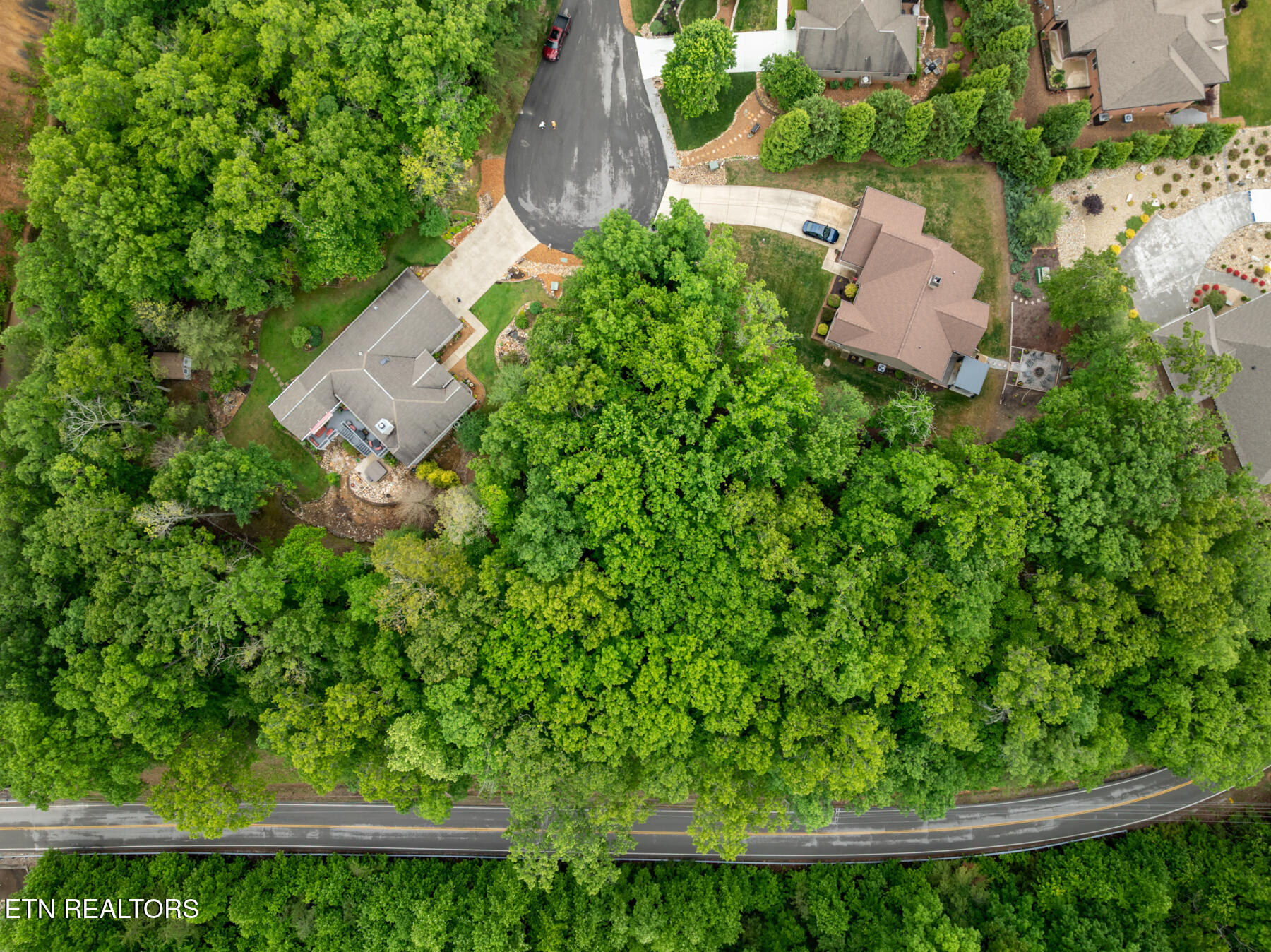 33 Camden Court Crossville TN 38558