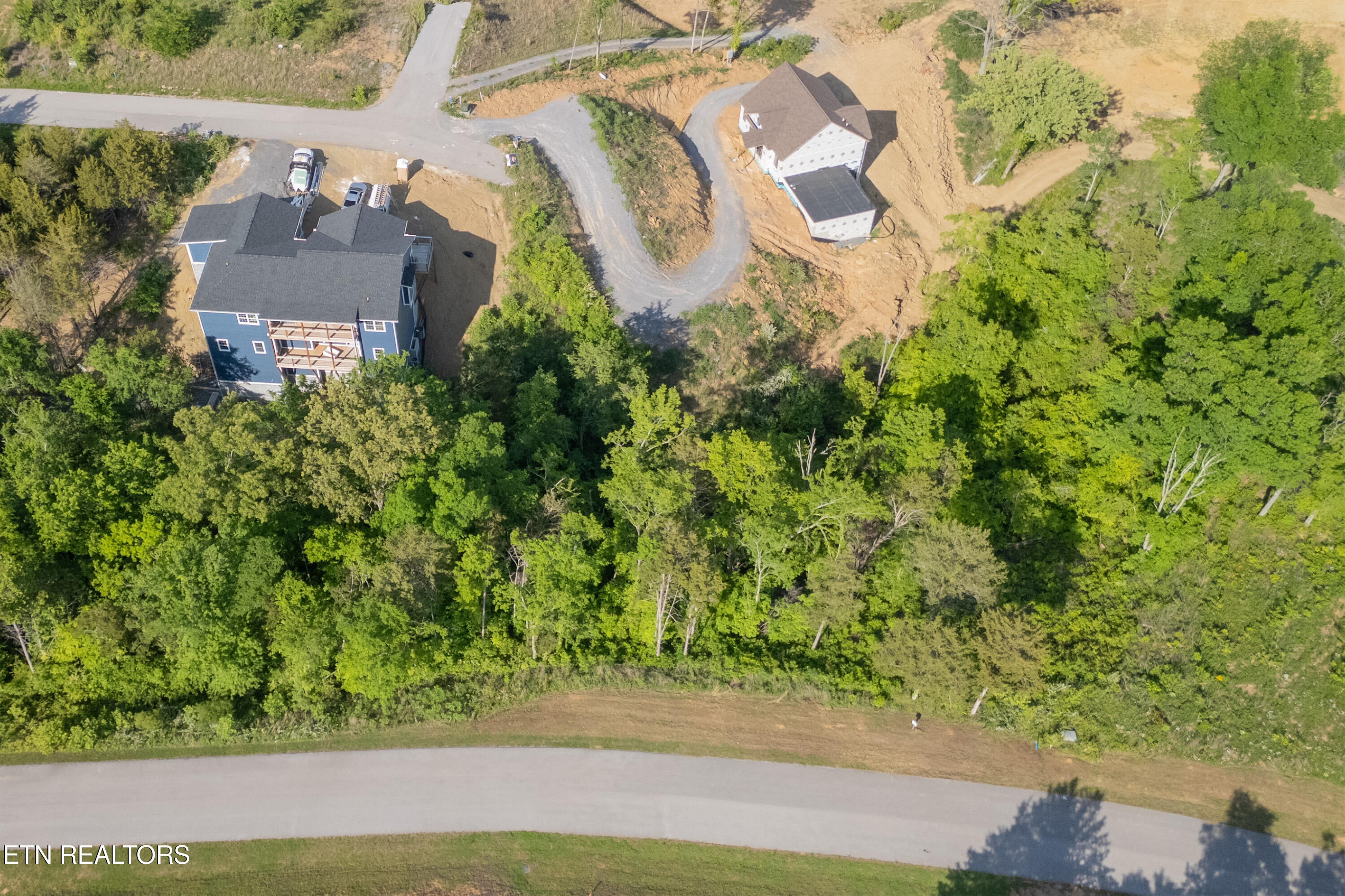 Quiet Cove Way Dandridge TN 37725