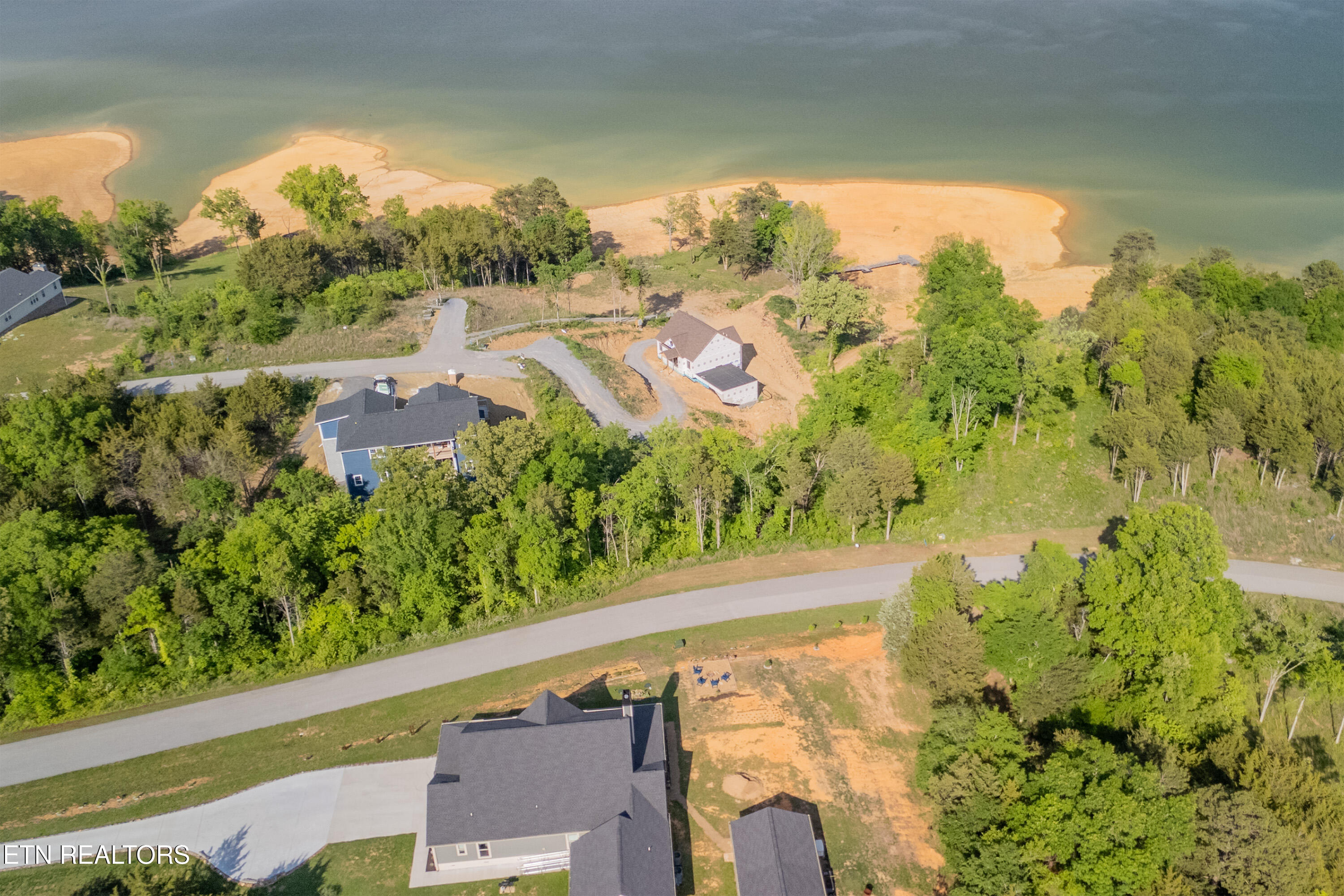 Quiet Cove Way Dandridge TN 37725