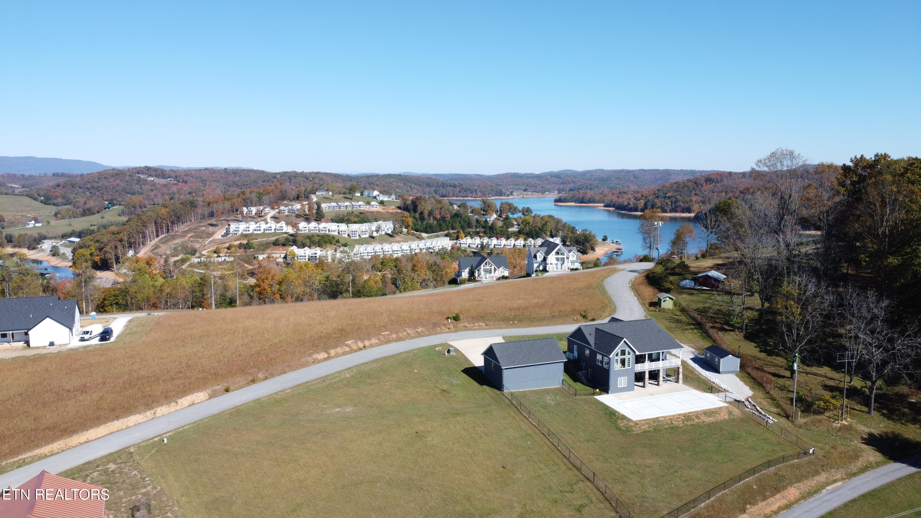 Lot 29 Sam & Maria Way Lafollette TN 37766