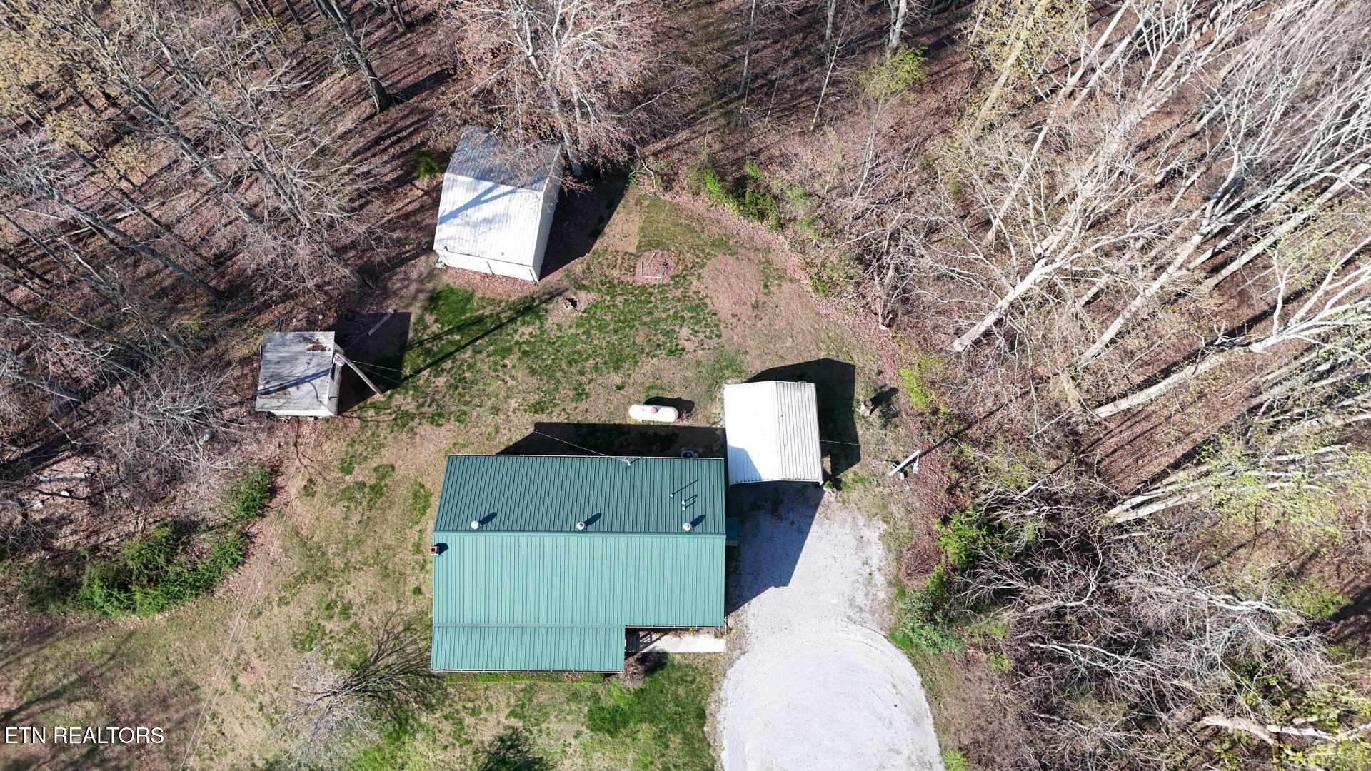 214 Don't Care Lane Celina TN 38551