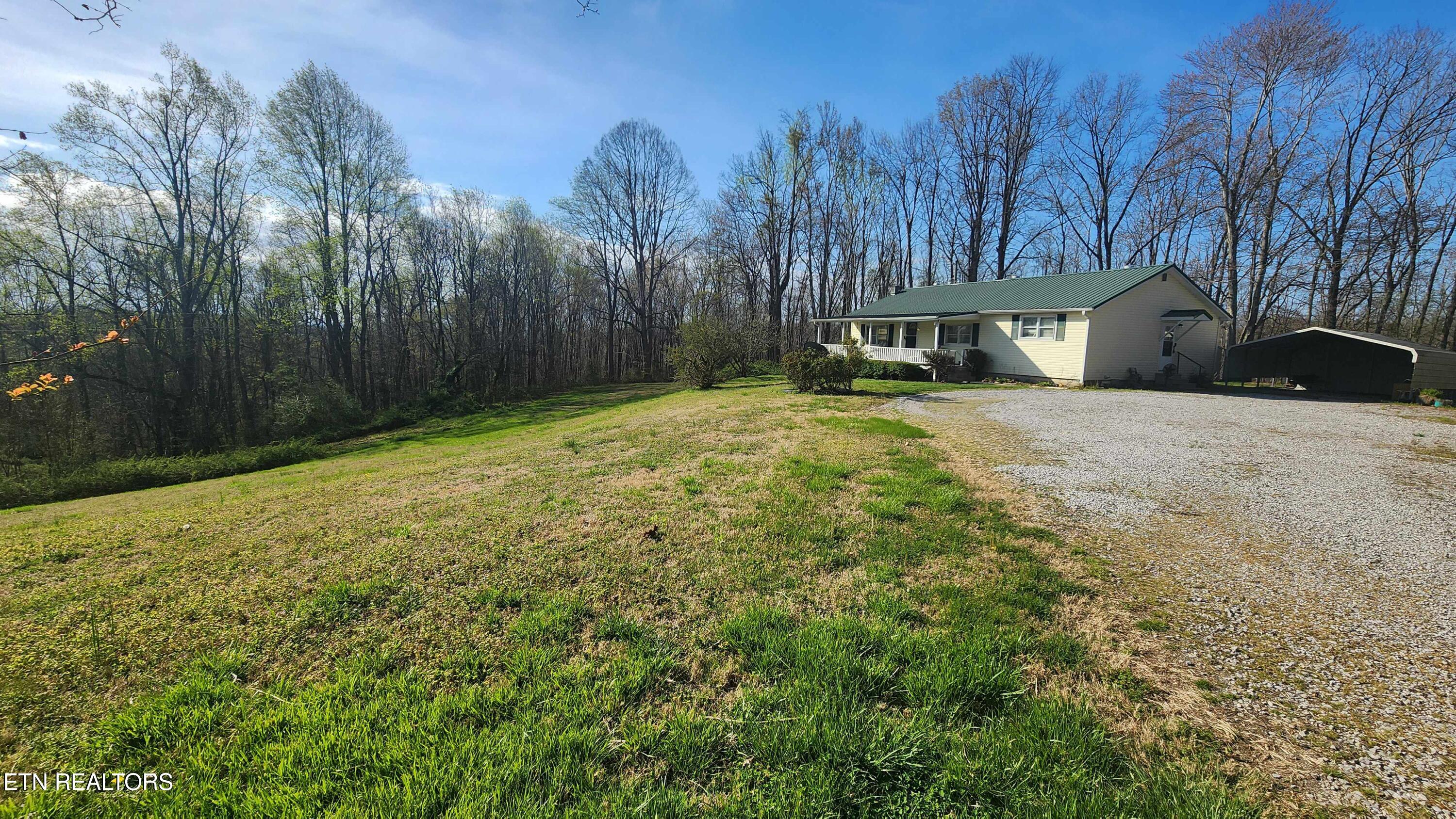 214 Don't Care Lane Celina TN 38551