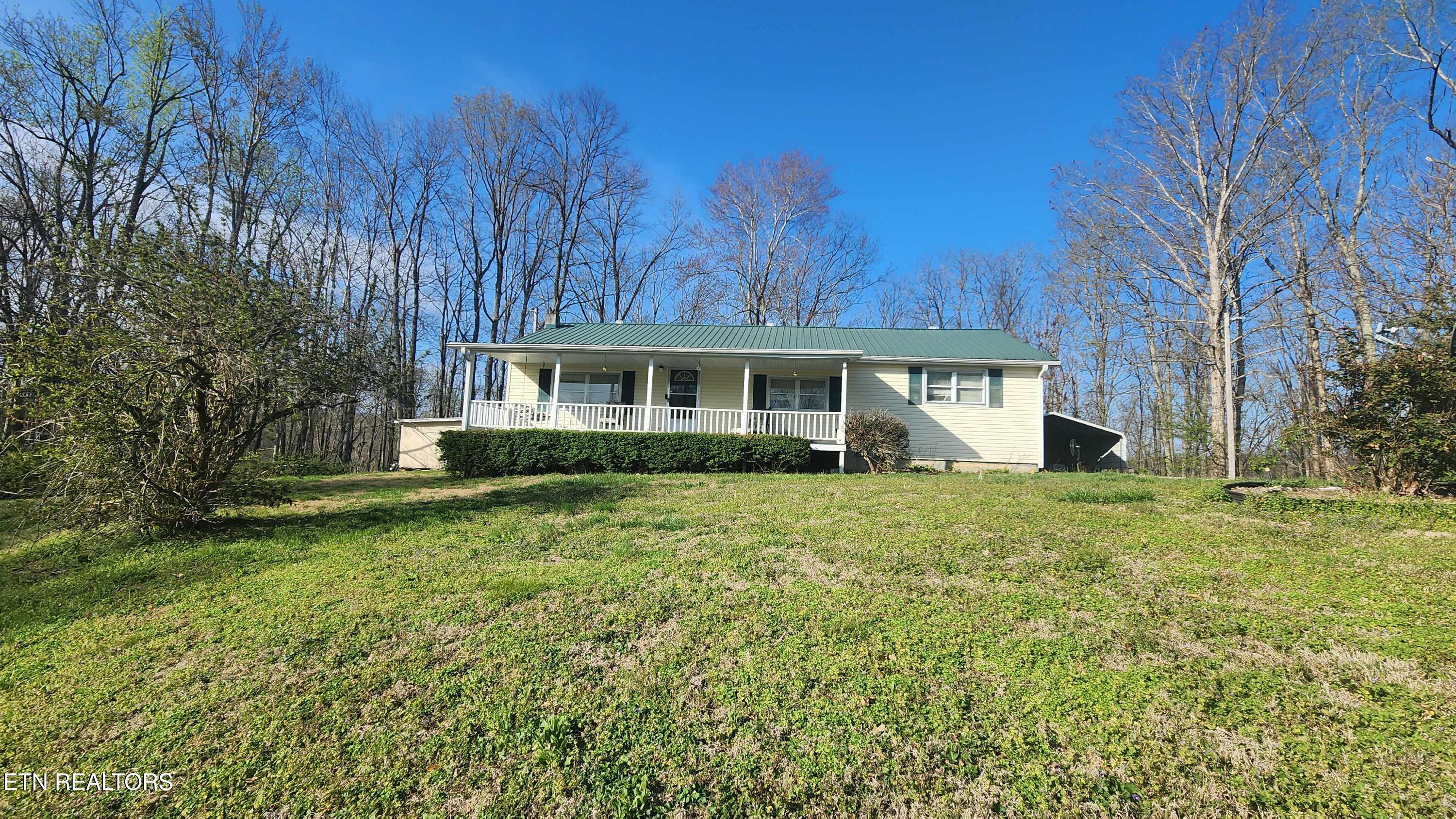 214 Don't Care Lane Celina TN 38551