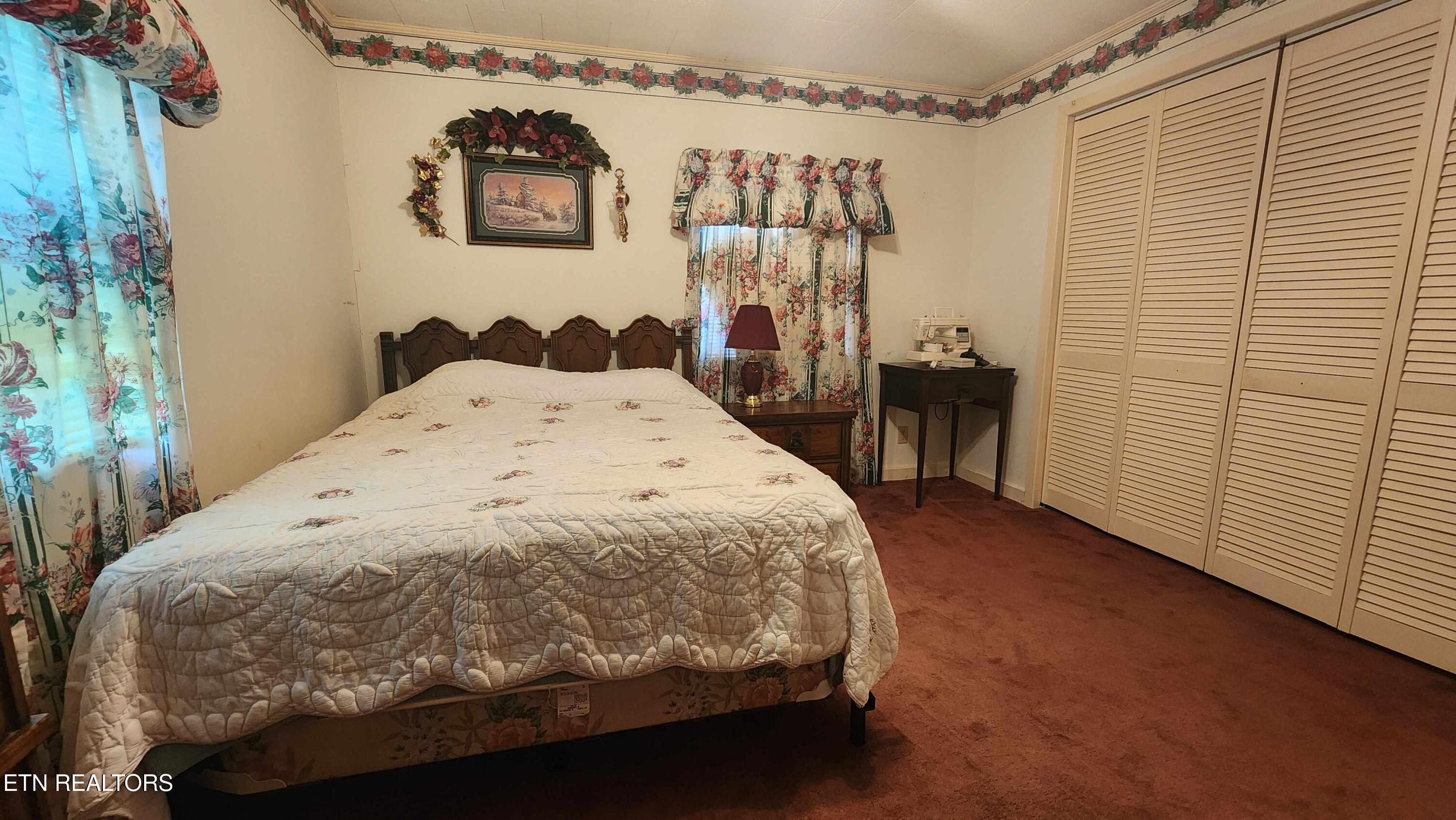 214 Don't Care Lane Celina TN 38551