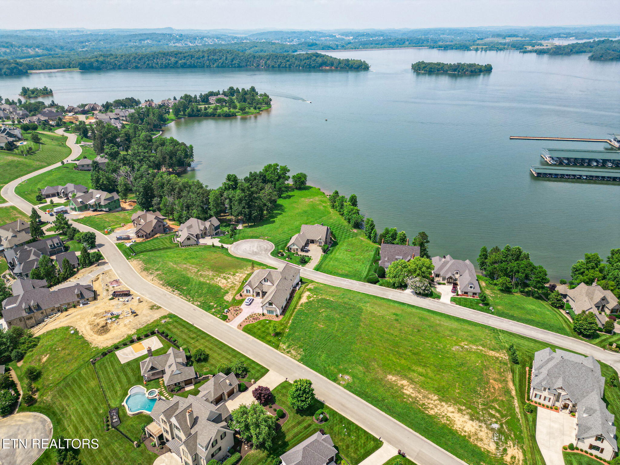 15848 Lighthouse Pointe Drive Lenoir City TN 37772