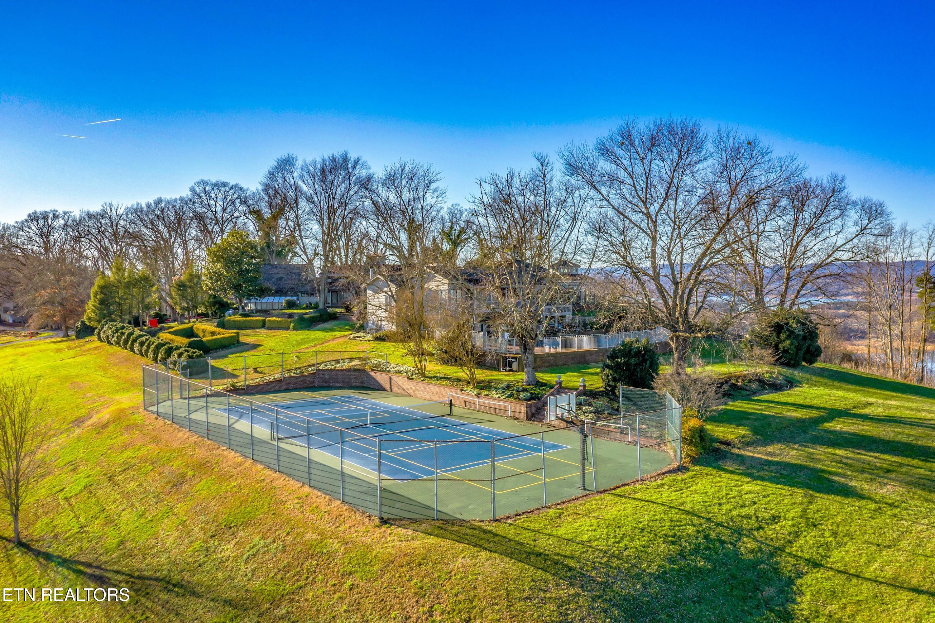 2480 Starboard Crest Road Morristown TN 37814
