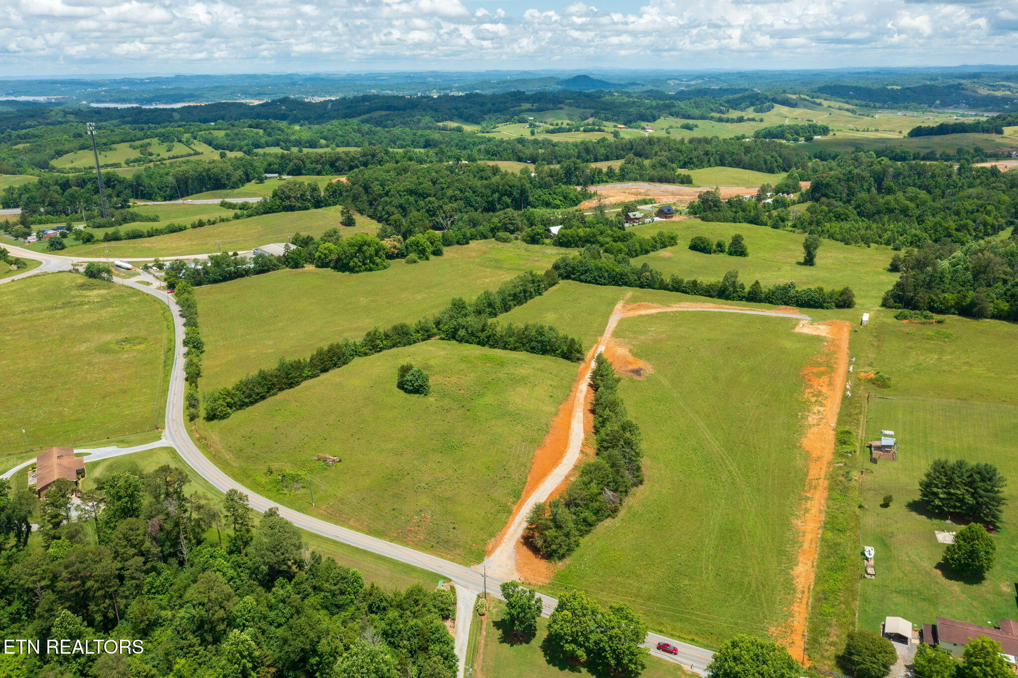 3506 Thomas Cross Road Sevierville TN 37876