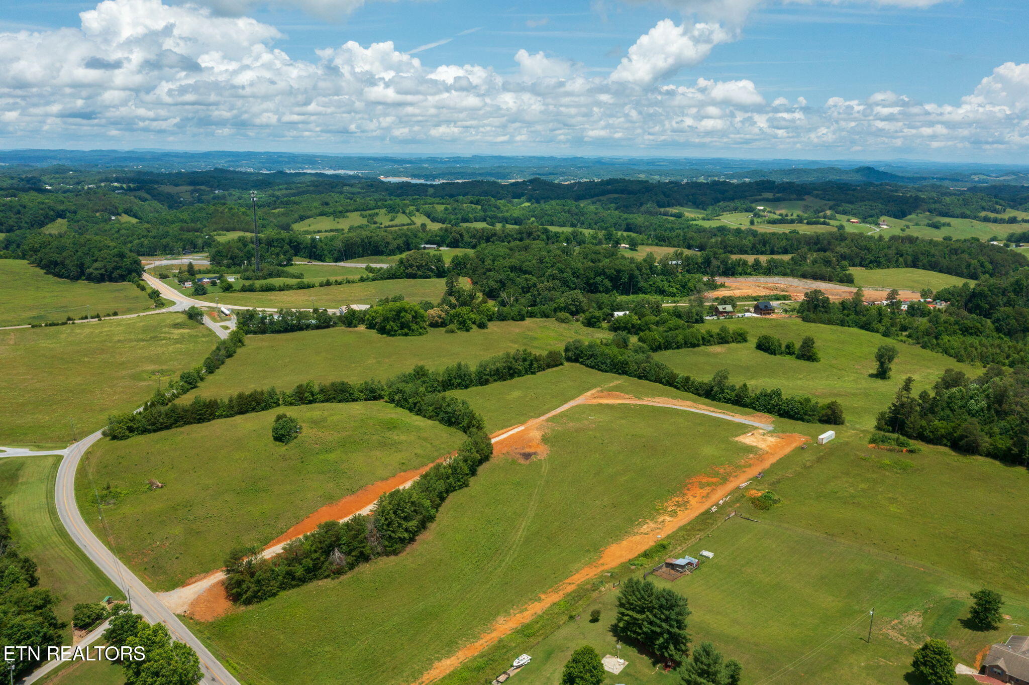 3506 Thomas Cross Road Sevierville TN 37876