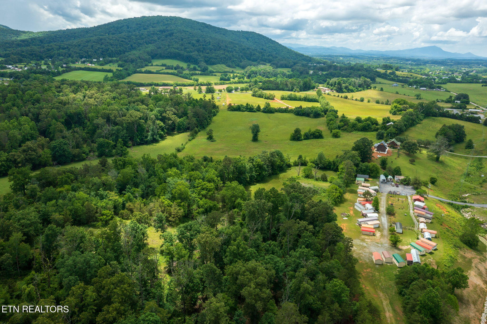 3506 Thomas Cross Road Sevierville TN 37876