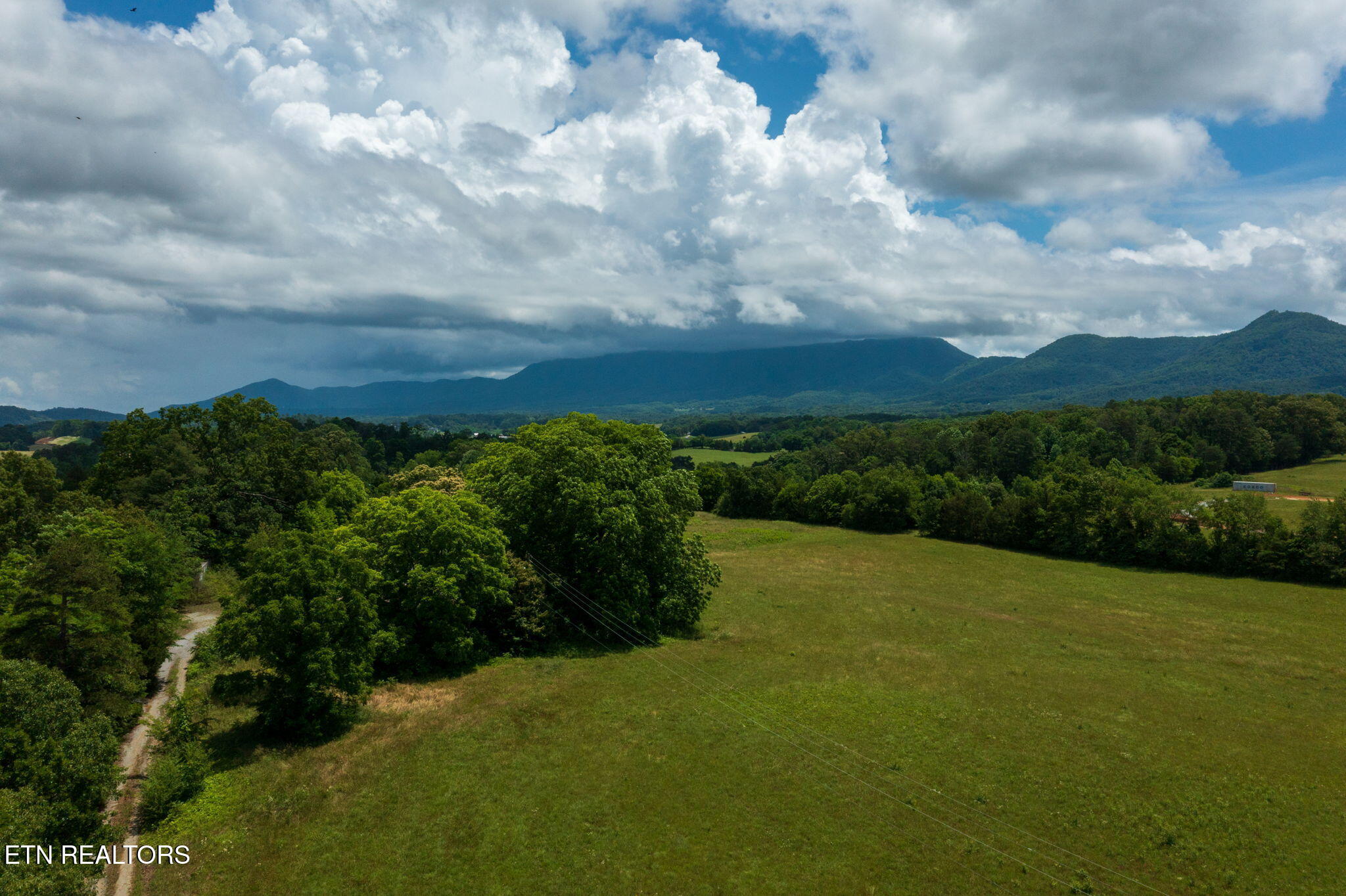 3506 Thomas Cross Road Sevierville TN 37876