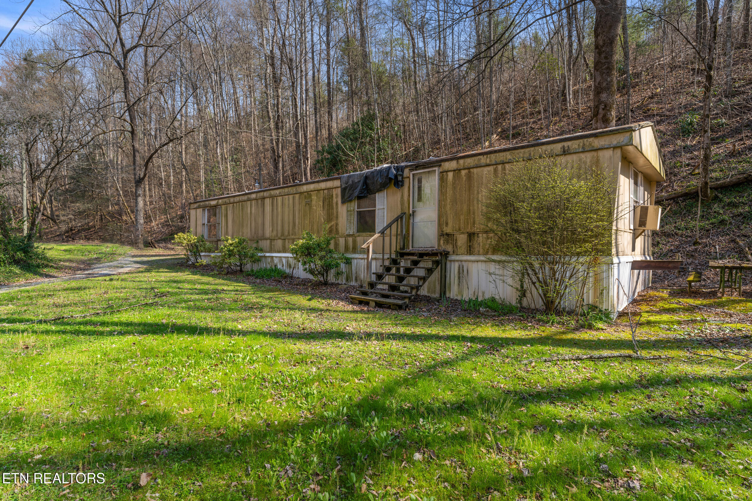 520 Huskey Grove Road Pigeon Forge TN 37876