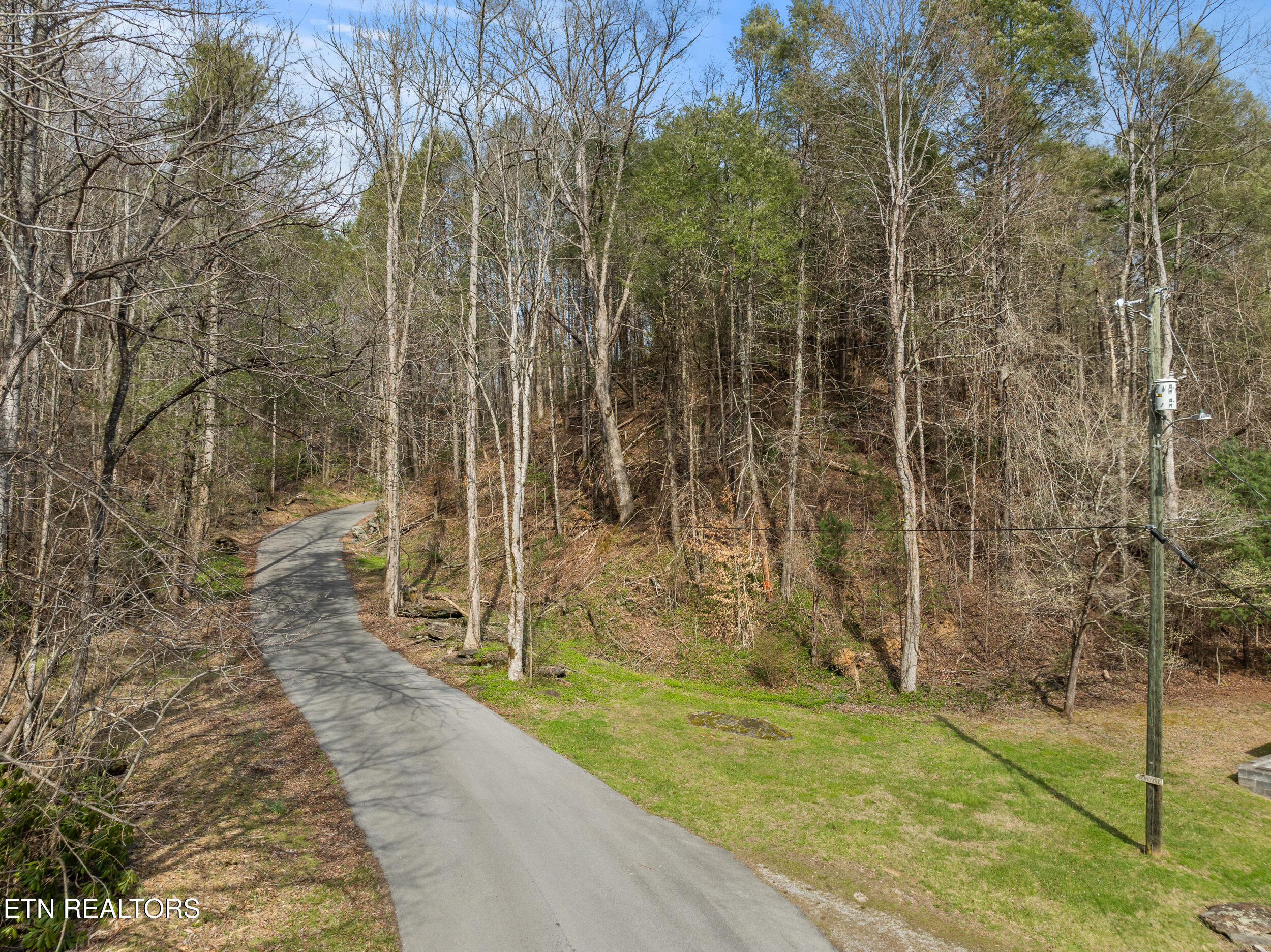520 Huskey Grove Road Pigeon Forge TN 37876