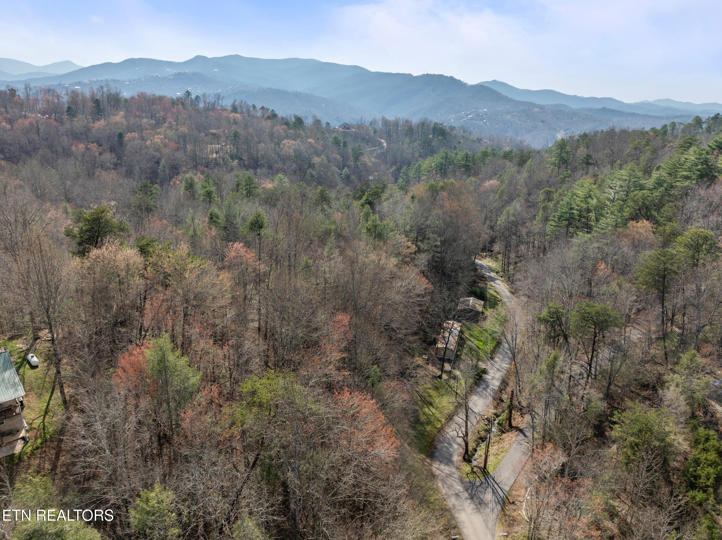 520 Huskey Grove Road Pigeon Forge TN 37876
