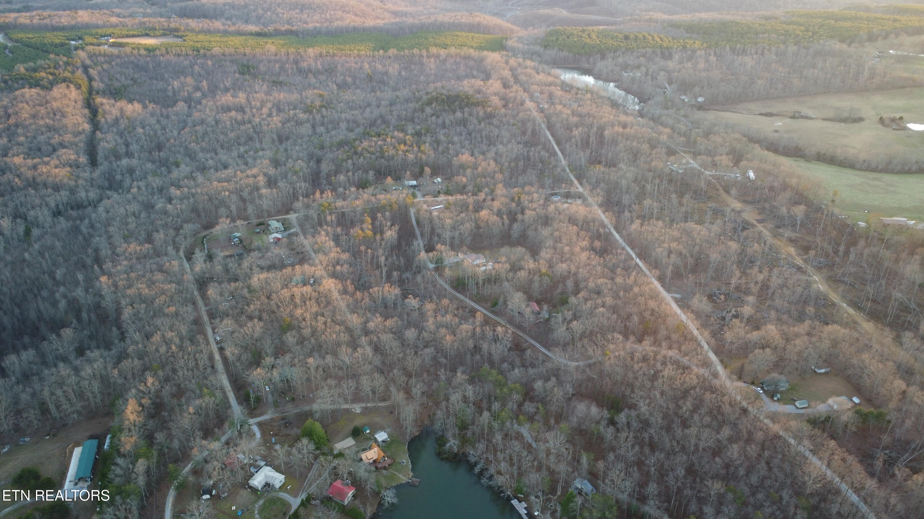 23 Diane Circle Crossville TN 38572