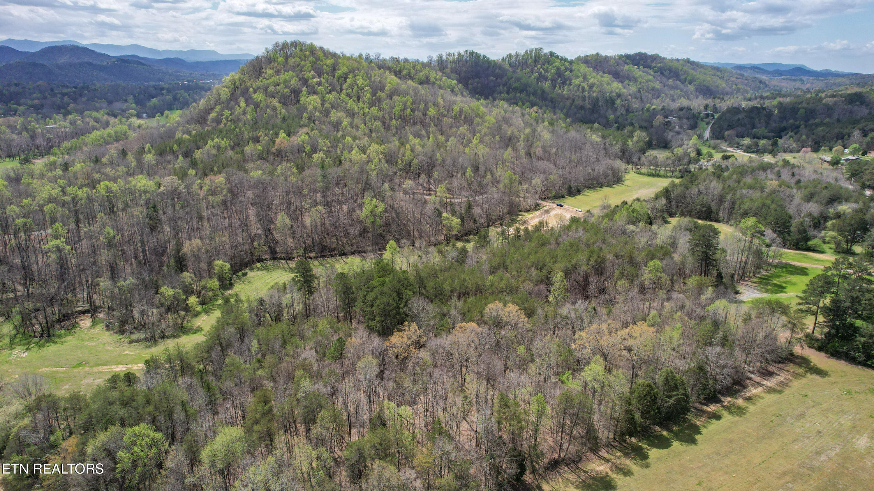 2168 Fairview Road Tellico Plains TN 37385