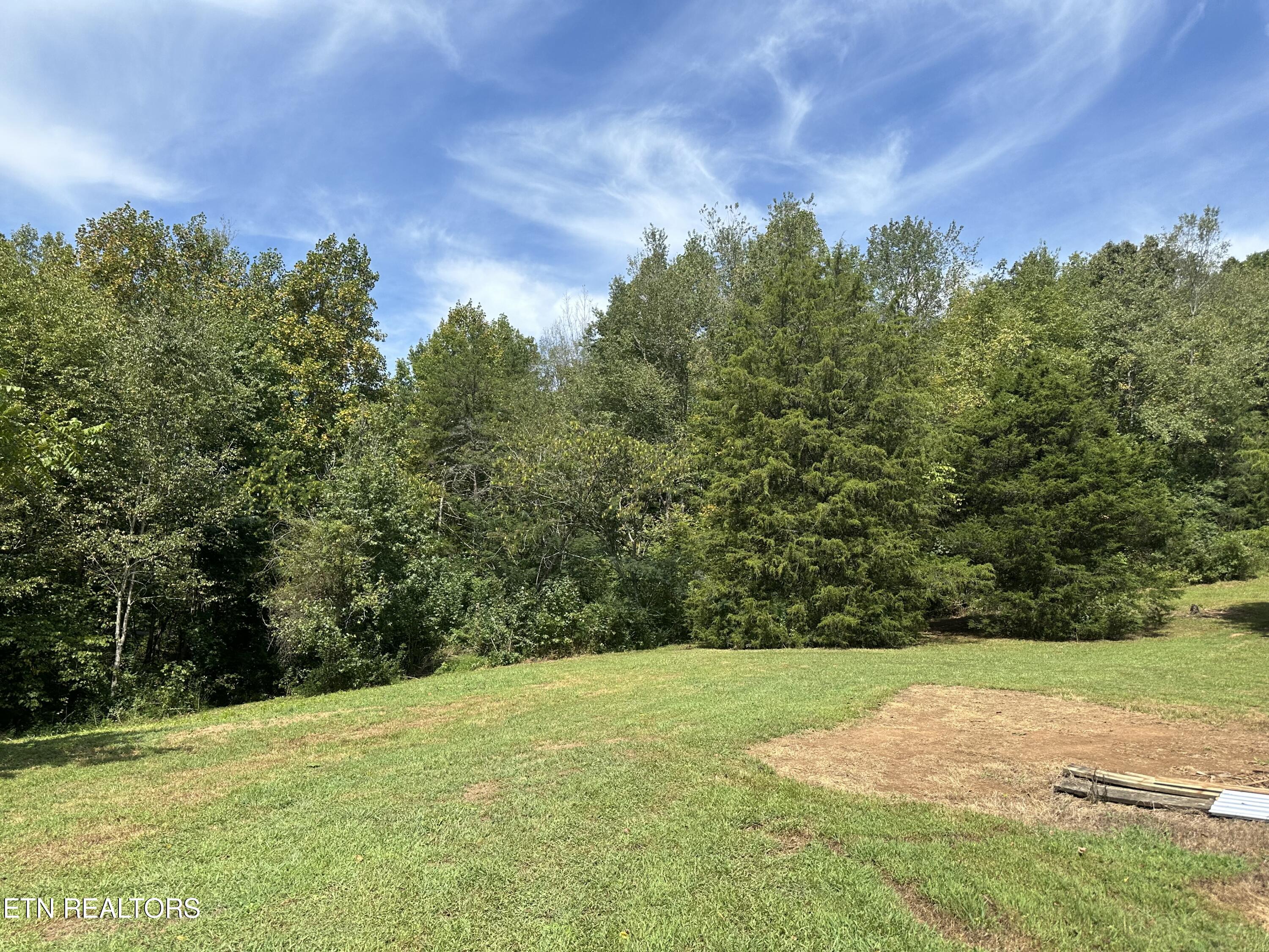 Hendren Lane Clinton TN 37716