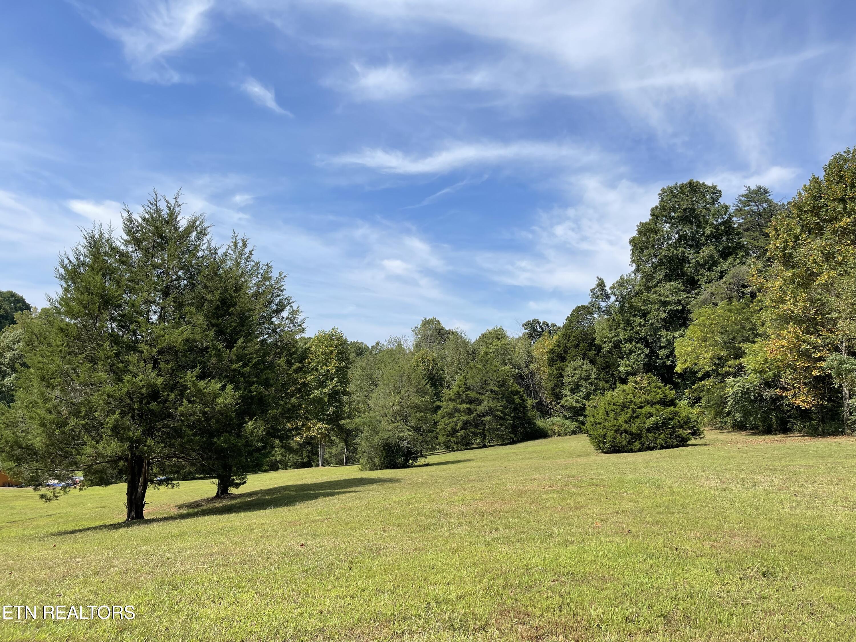 Hendren Lane Clinton TN 37716