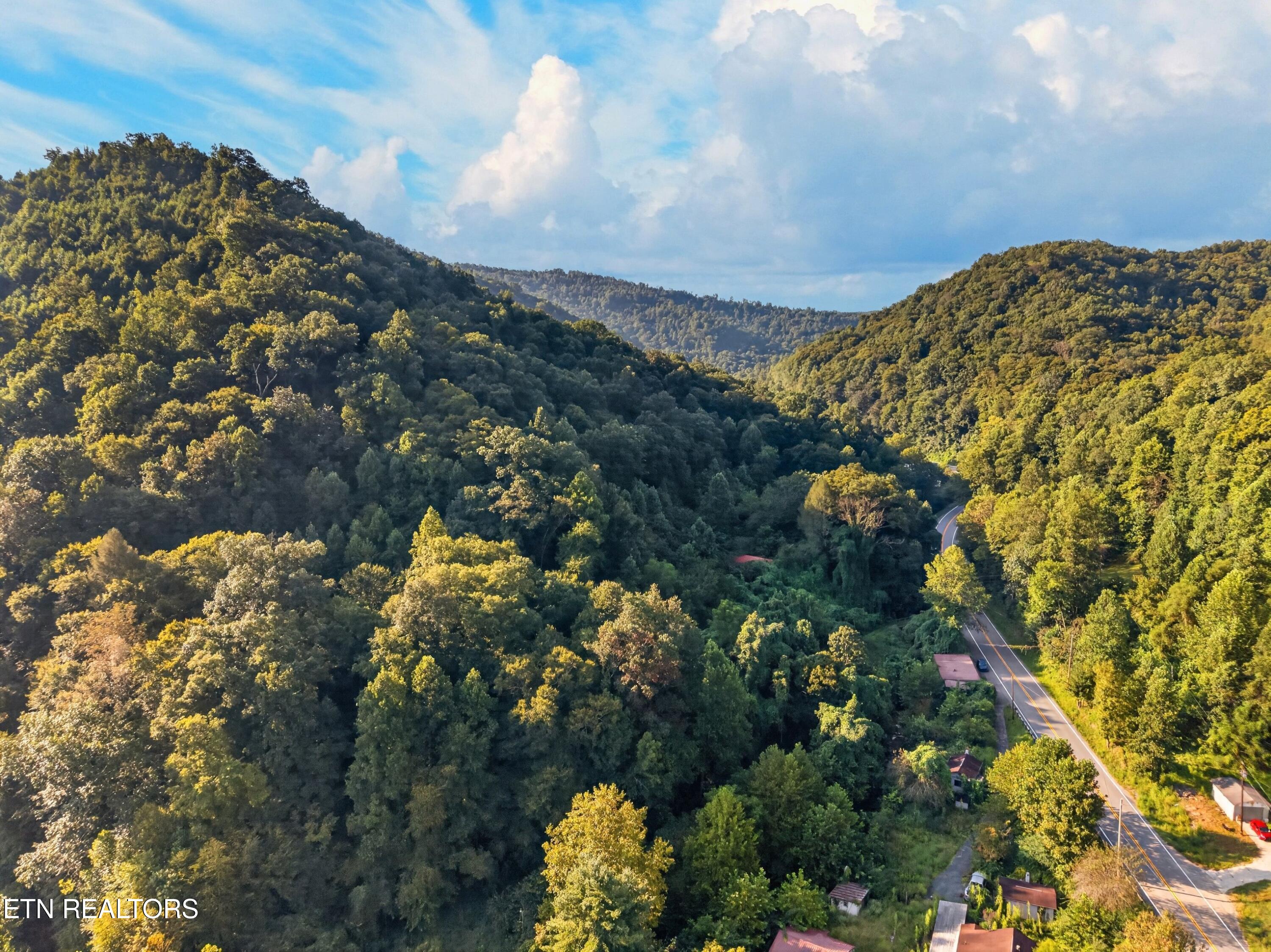 5106 Highway 25w S E Of Lafollette TN 37766
