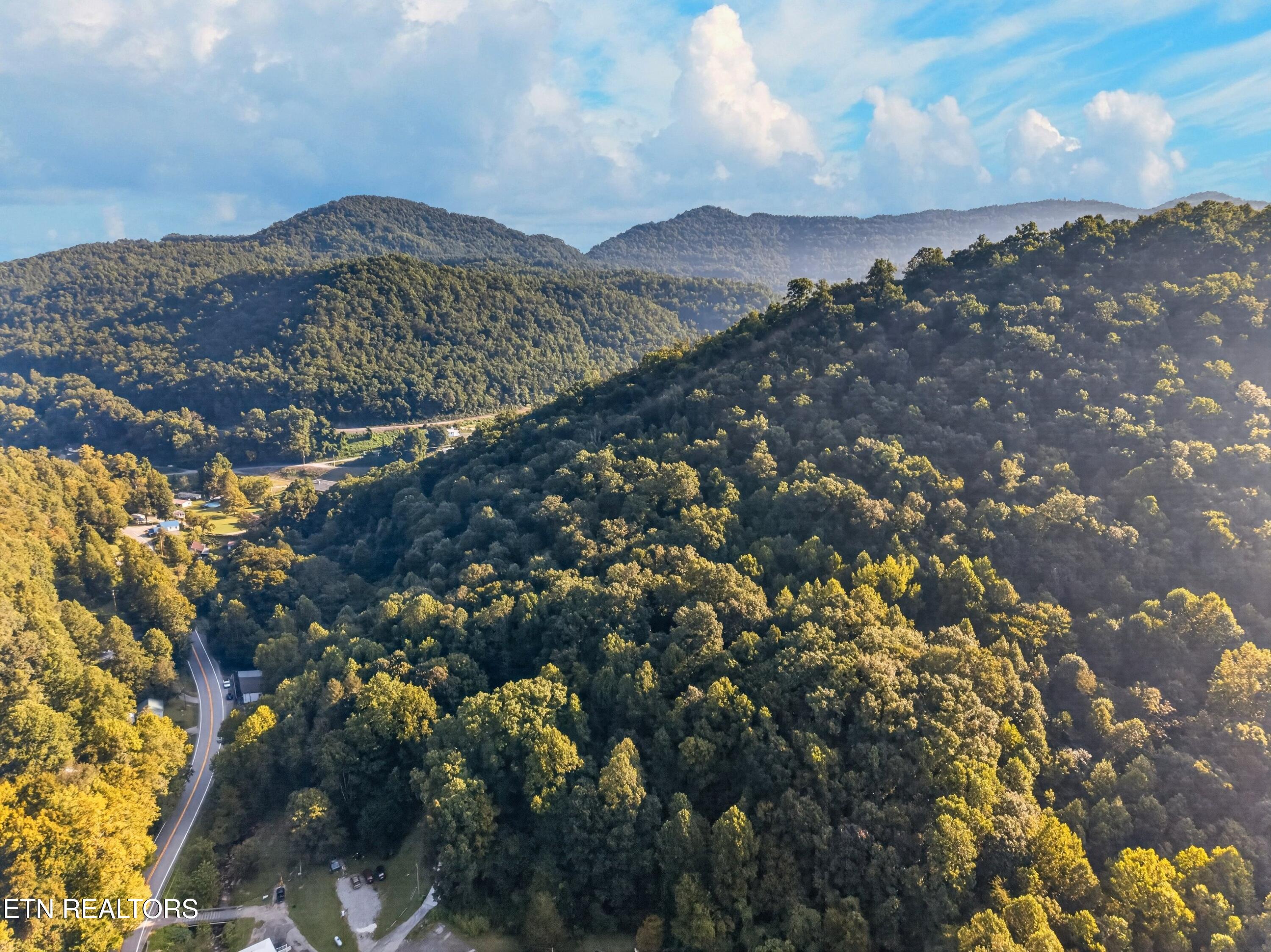5106 Highway 25w S E Of Lafollette TN 37766