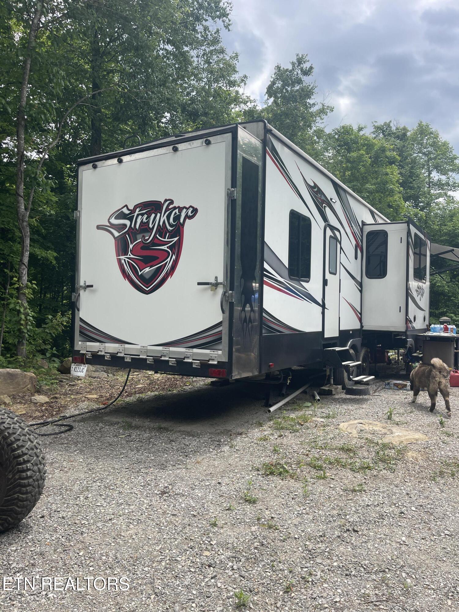 549 Defender Road Lafollette TN 37766