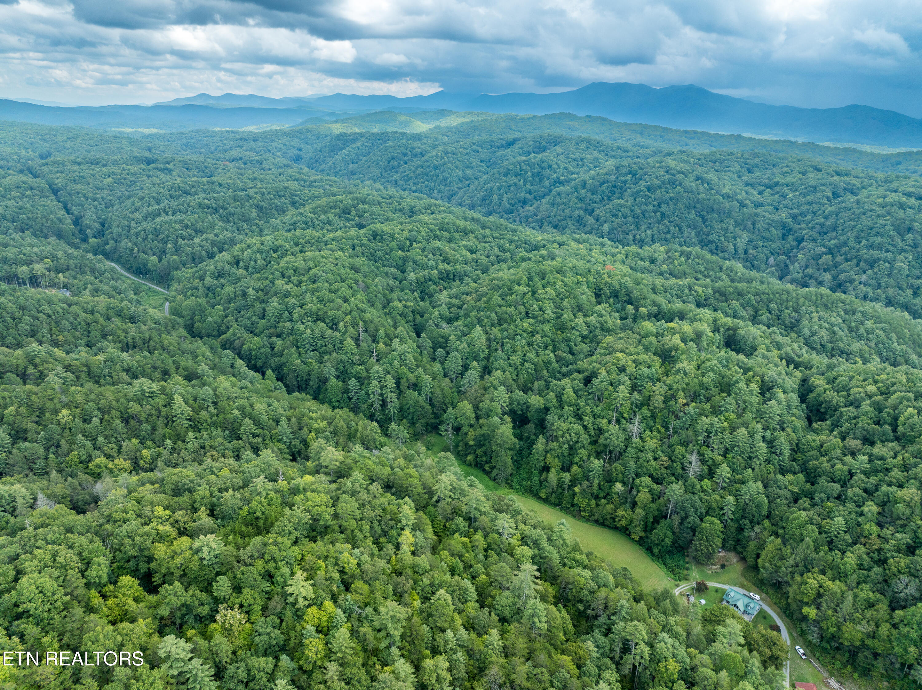 288 Oosterneck Road Tellico Plains TN 37385