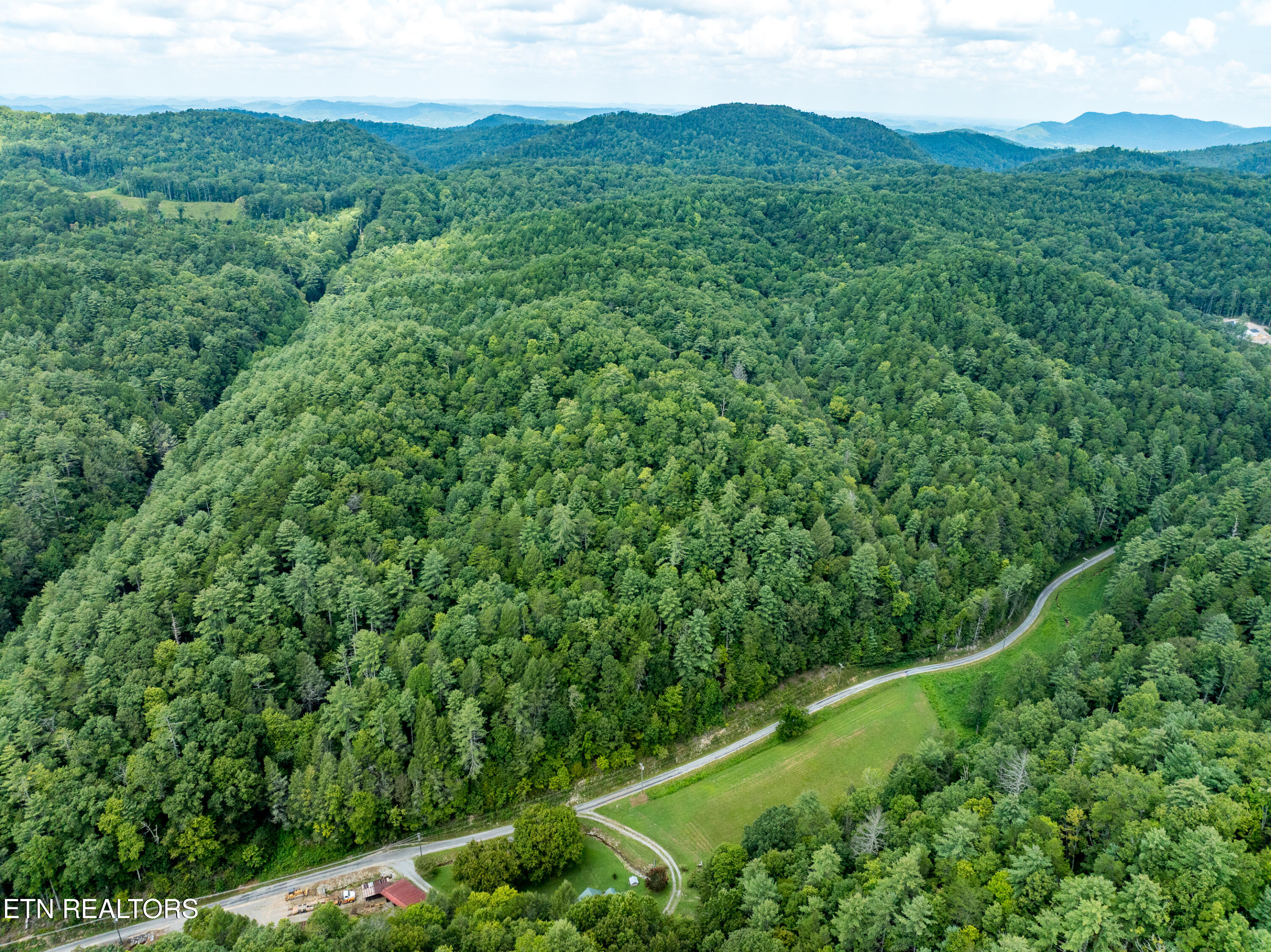 288 Oosterneck Road Tellico Plains TN 37385