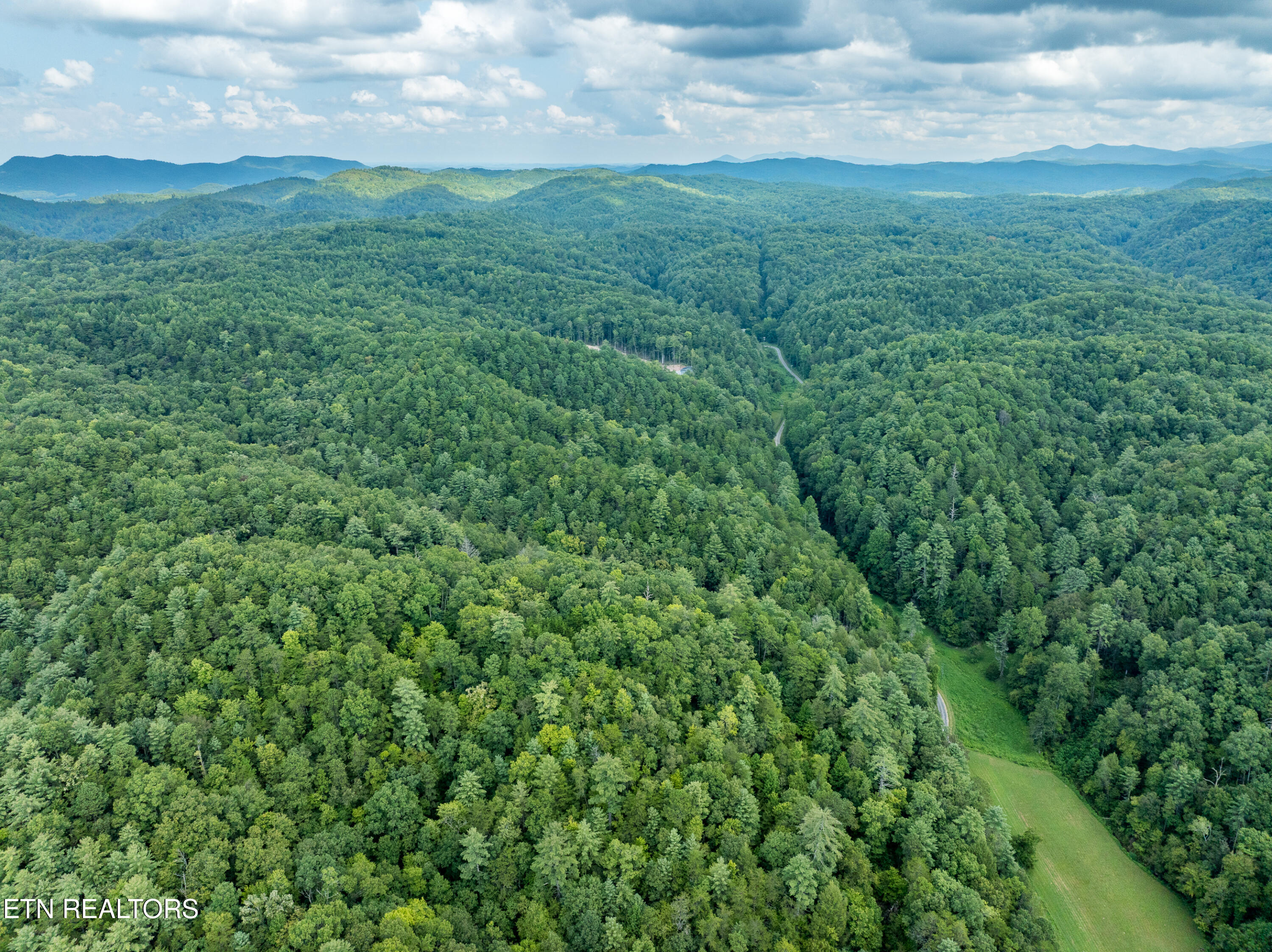 288 Oosterneck Road Tellico Plains TN 37385