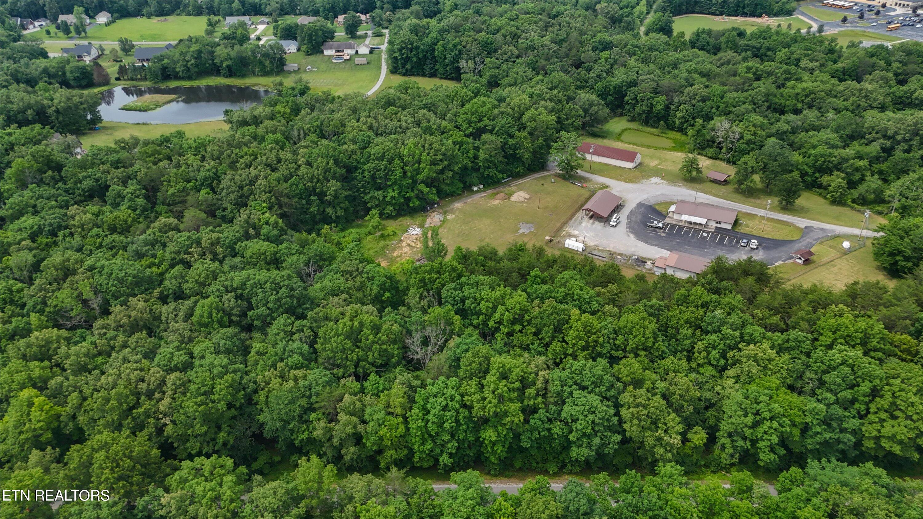 7030 Ute Lane Crossville TN 38572