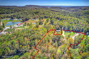 1446 Cove Lane Oliver Springs TN 37840