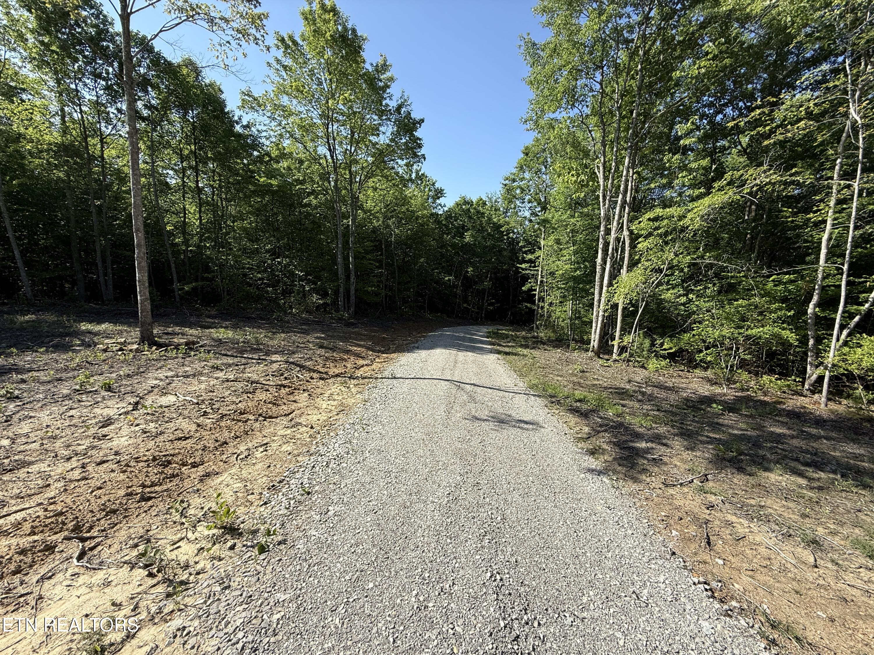 969 Lewallen Road Sunbright TN 37872