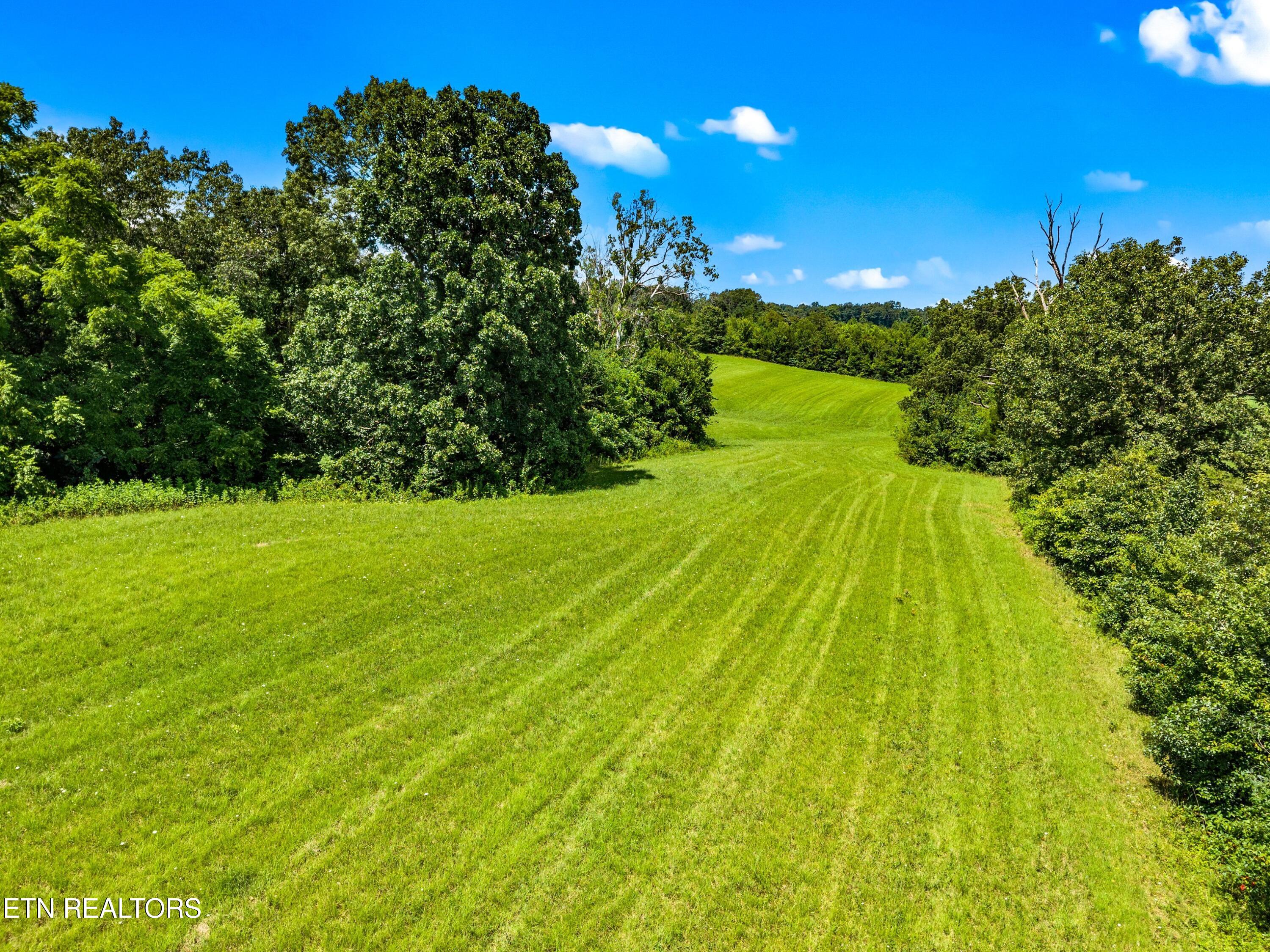 6899 Beacon Light Road Whitesburg TN 37891