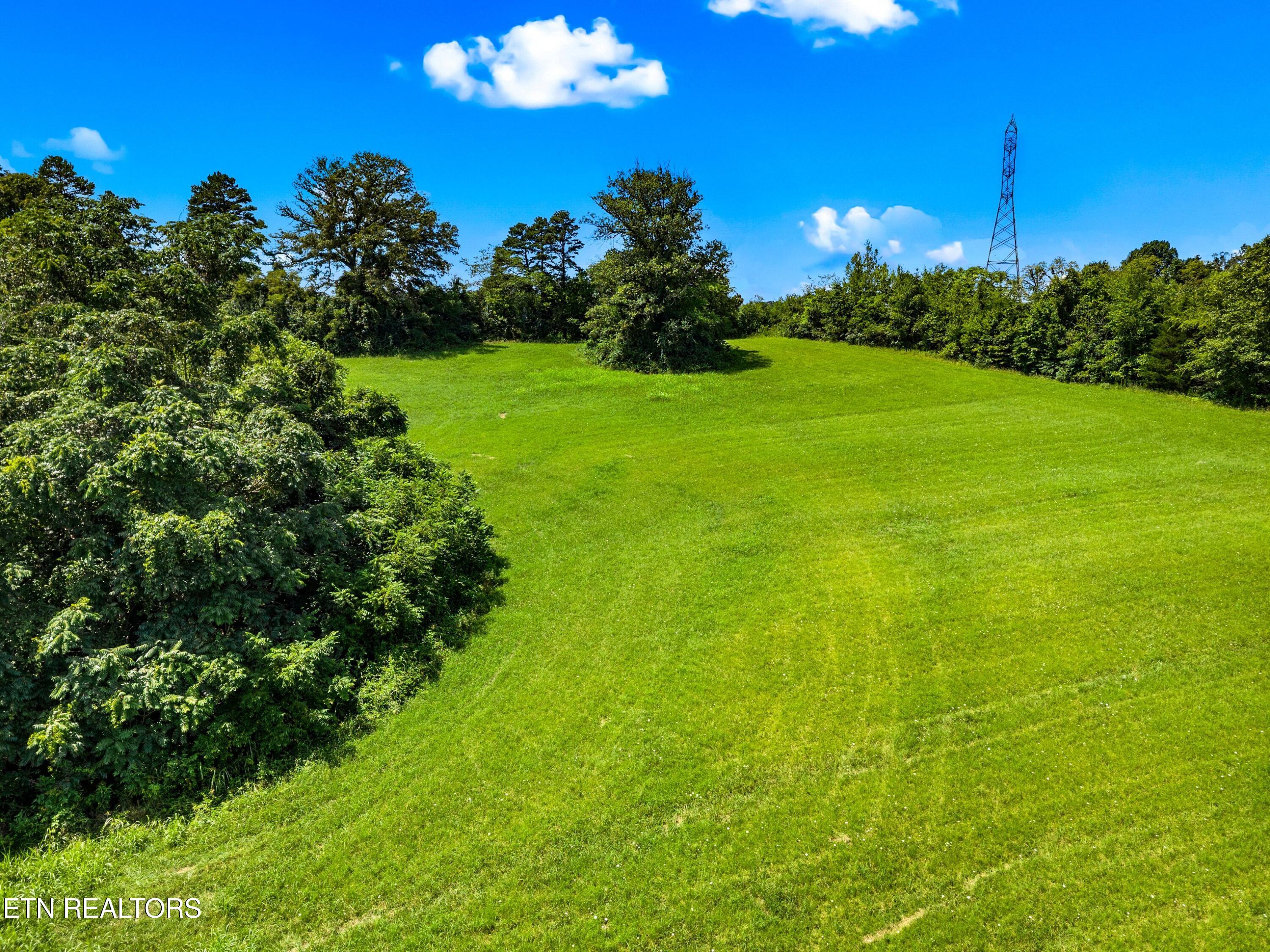 6899 Beacon Light Road Whitesburg TN 37891