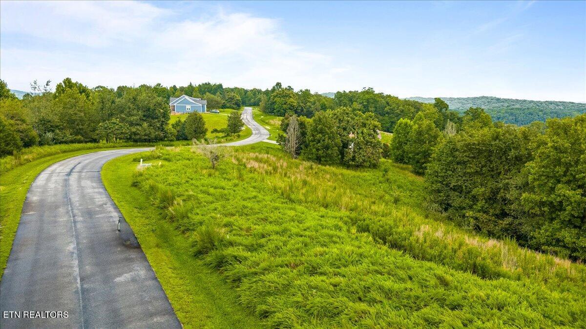 126 Emerald Pointe Circle Rockwood TN 37854