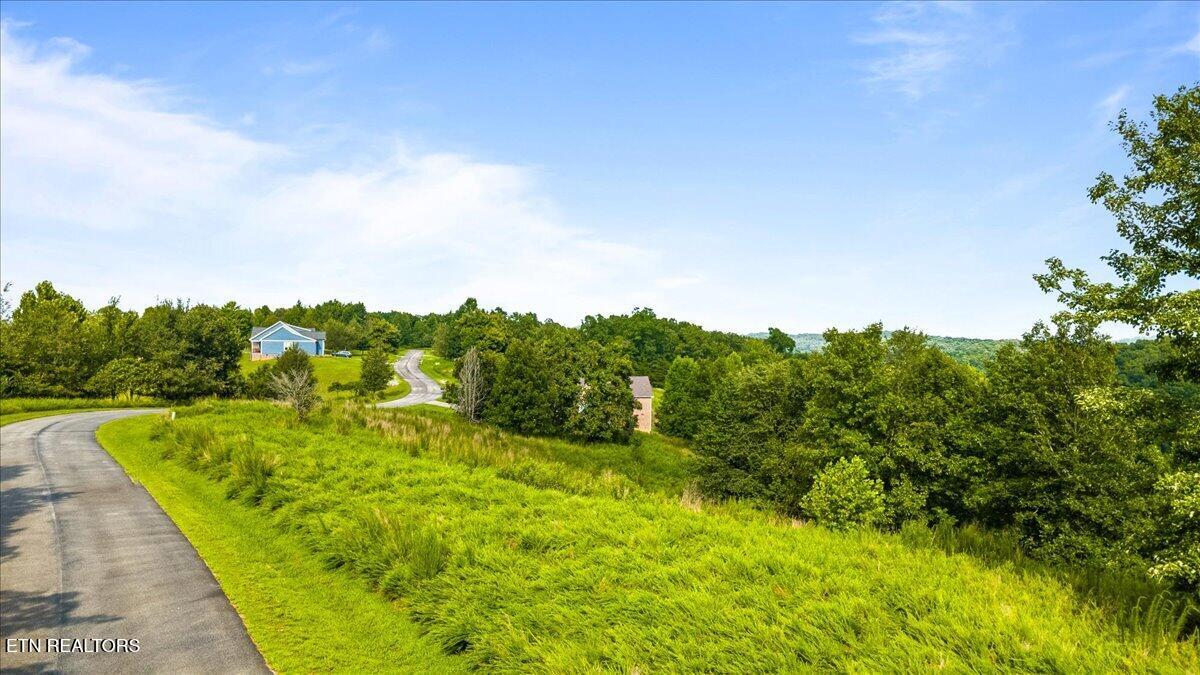 126 Emerald Pointe Circle Rockwood TN 37854