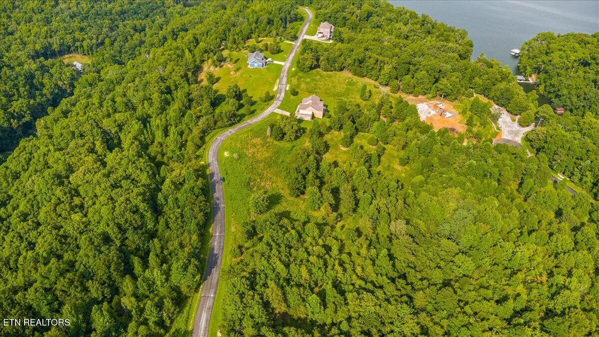 126 Emerald Pointe Circle Rockwood TN 37854