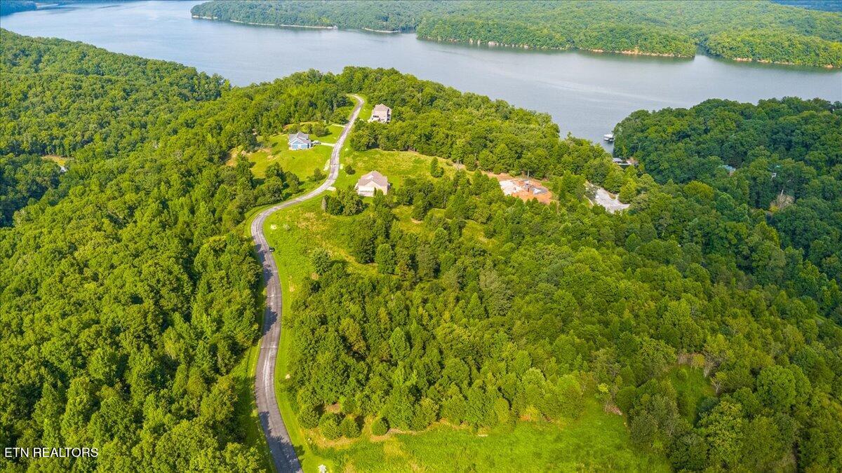 126 Emerald Pointe Circle Rockwood TN 37854