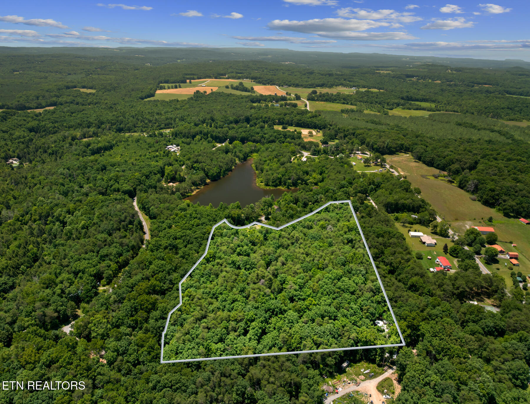 111 Seminole Circle Crossville TN 38572