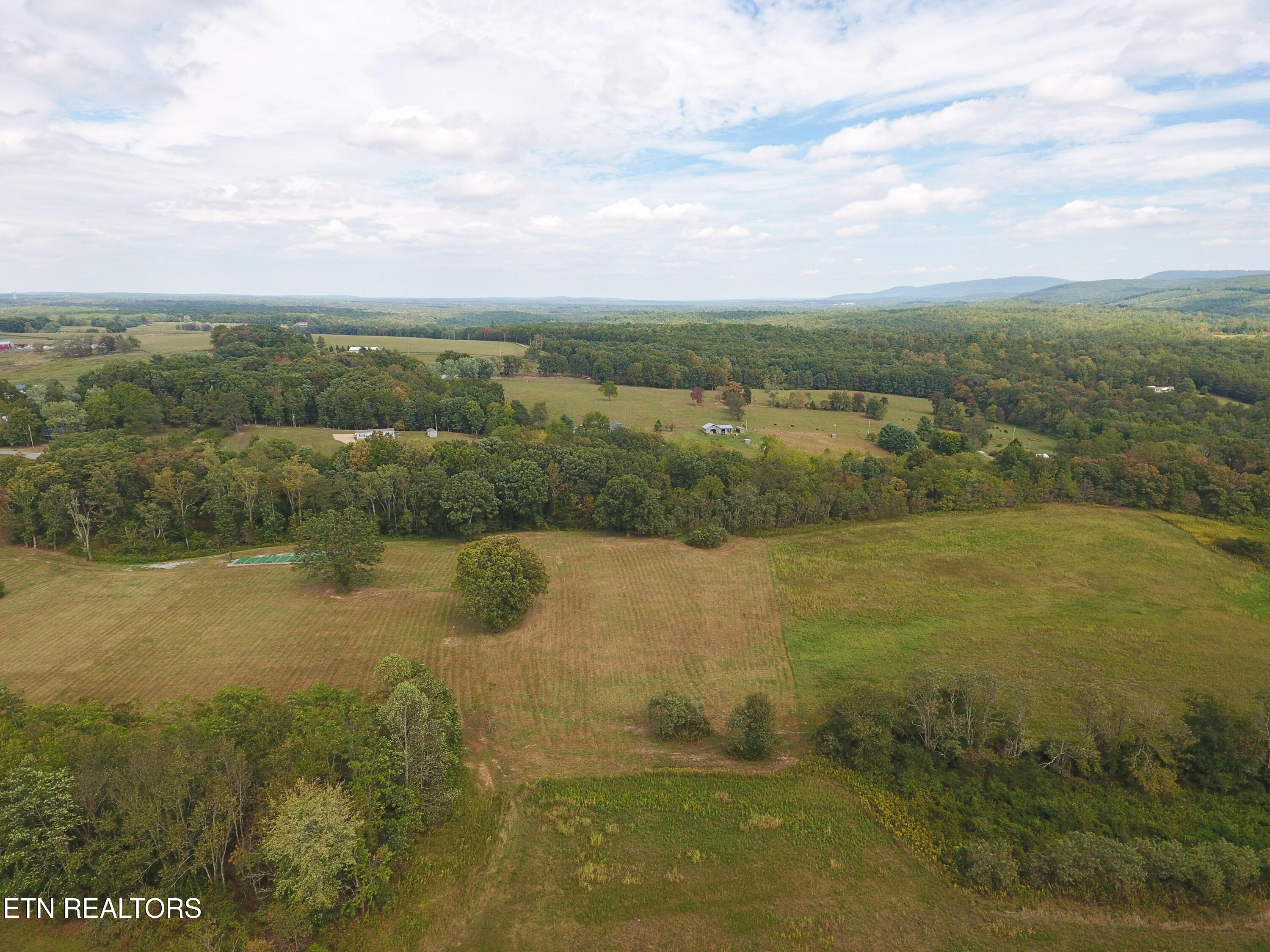 Noah Lane Crossville TN 38555