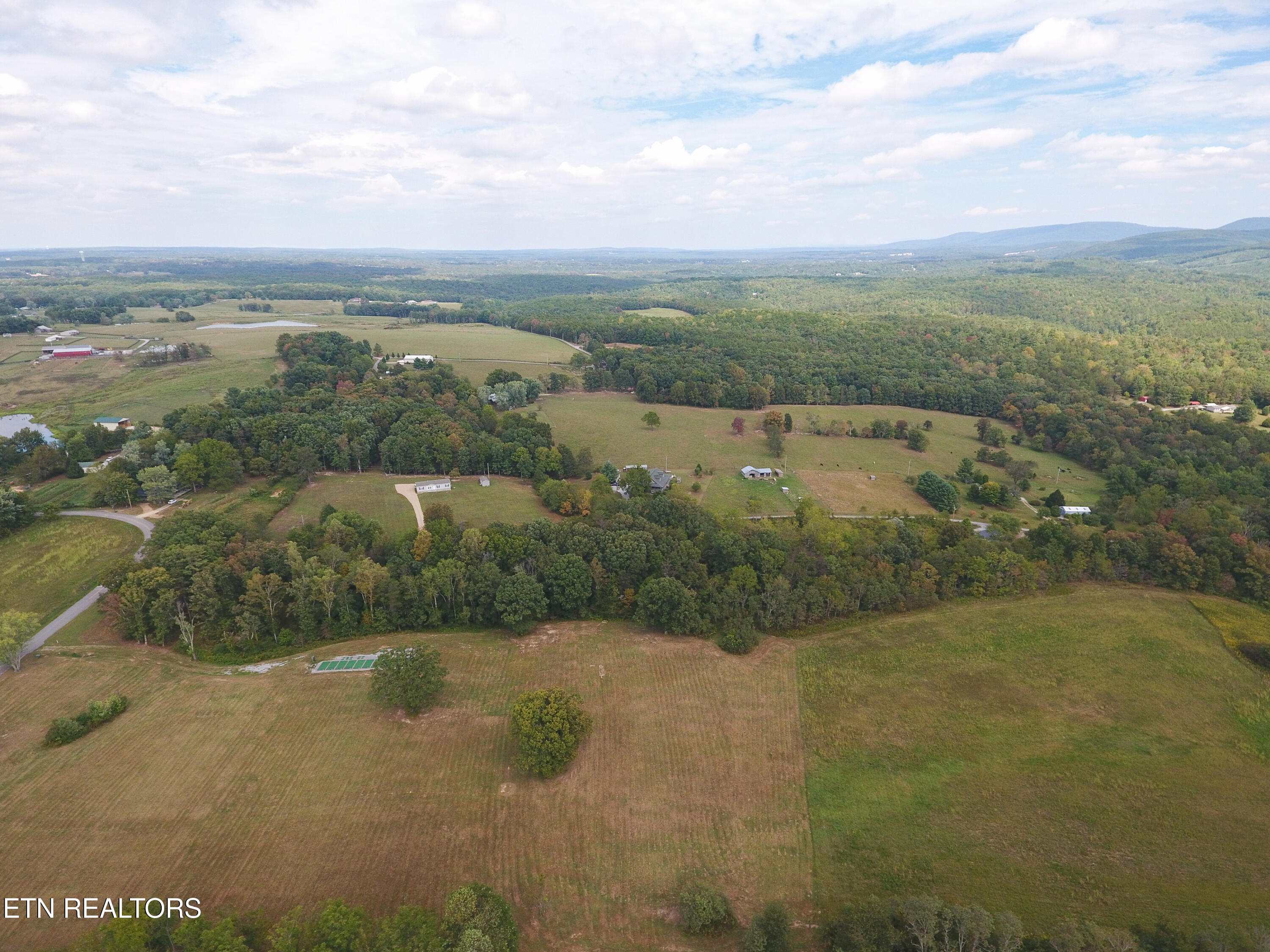 Noah Lane Crossville TN 38555