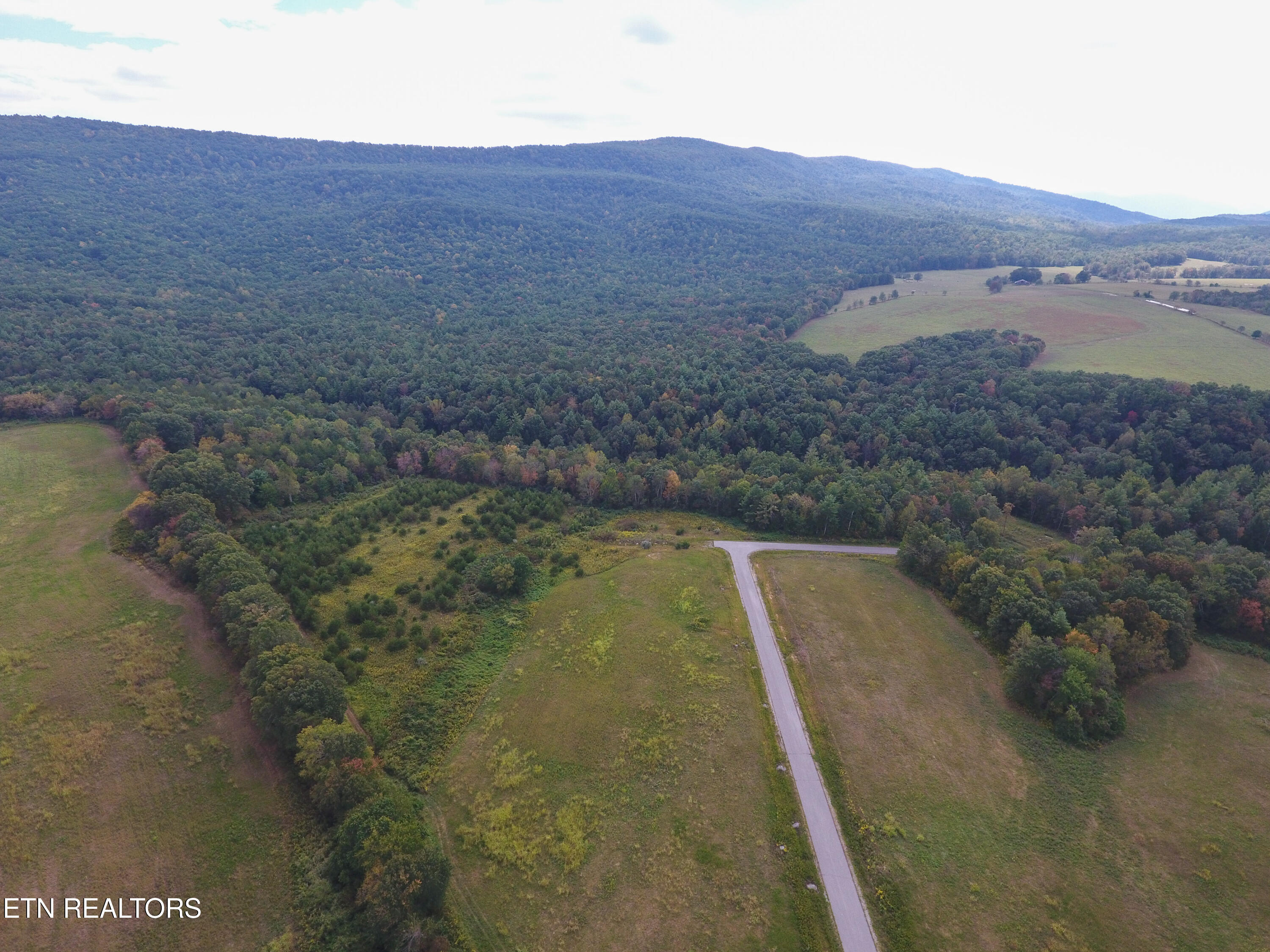 Noah Lane Crossville TN 38555