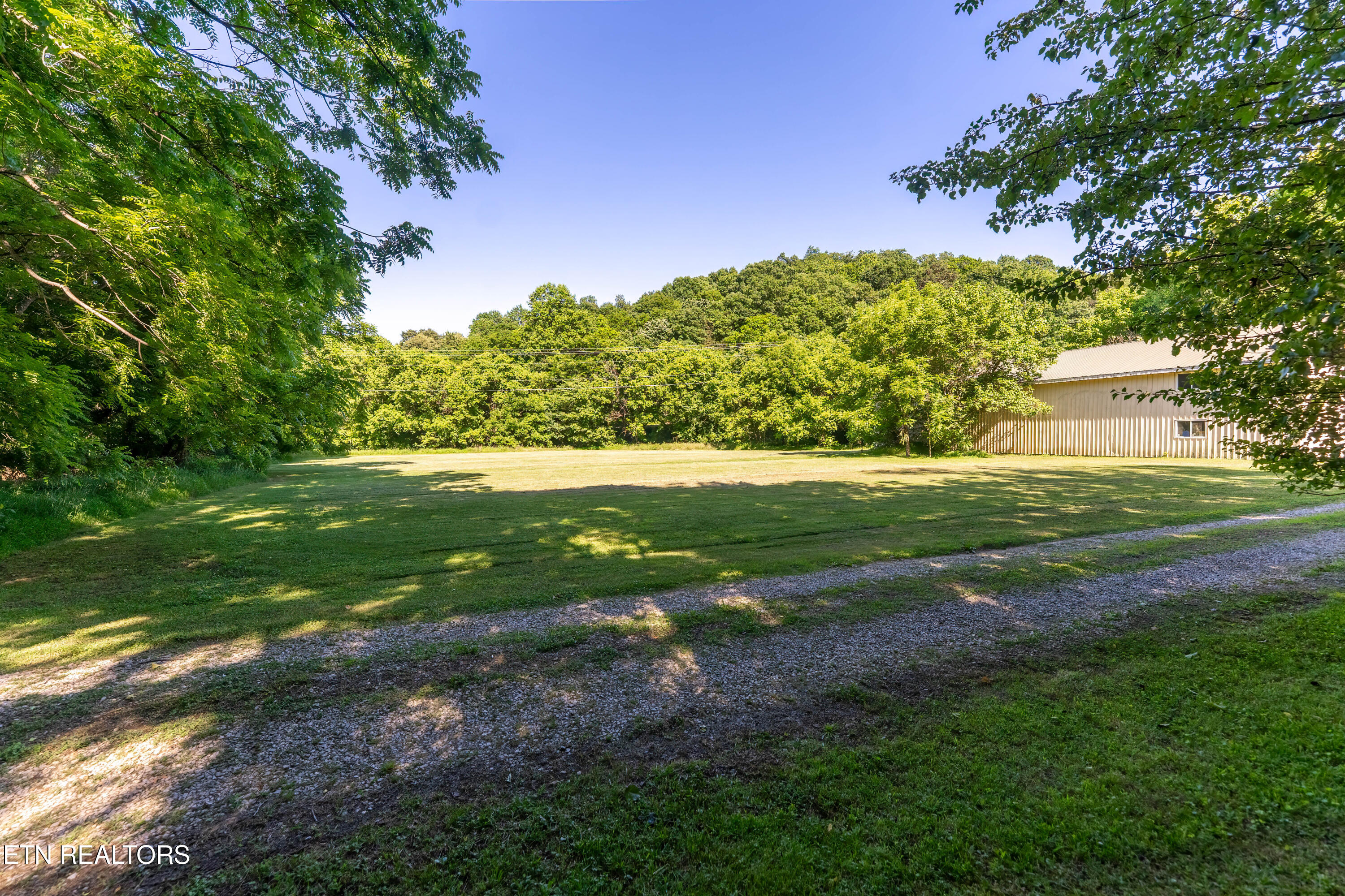 1921 Sockless Road Dandridge TN 37725