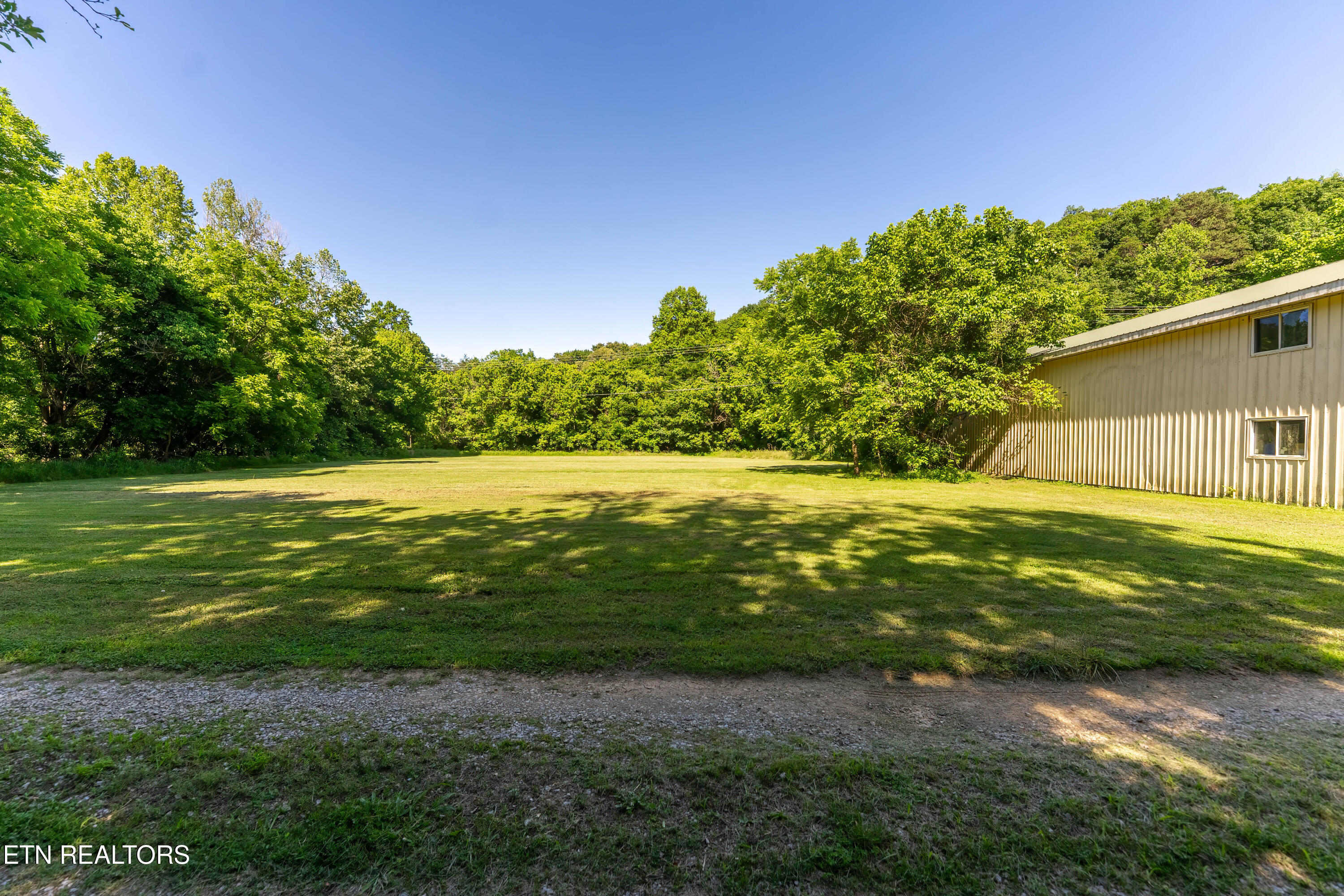 1921 Sockless Road Dandridge TN 37725
