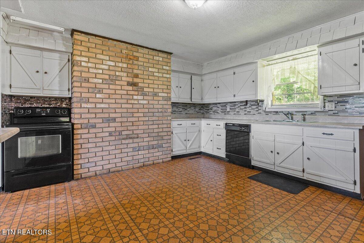 12760 N Nopone Valley Road Decatur TN 37322