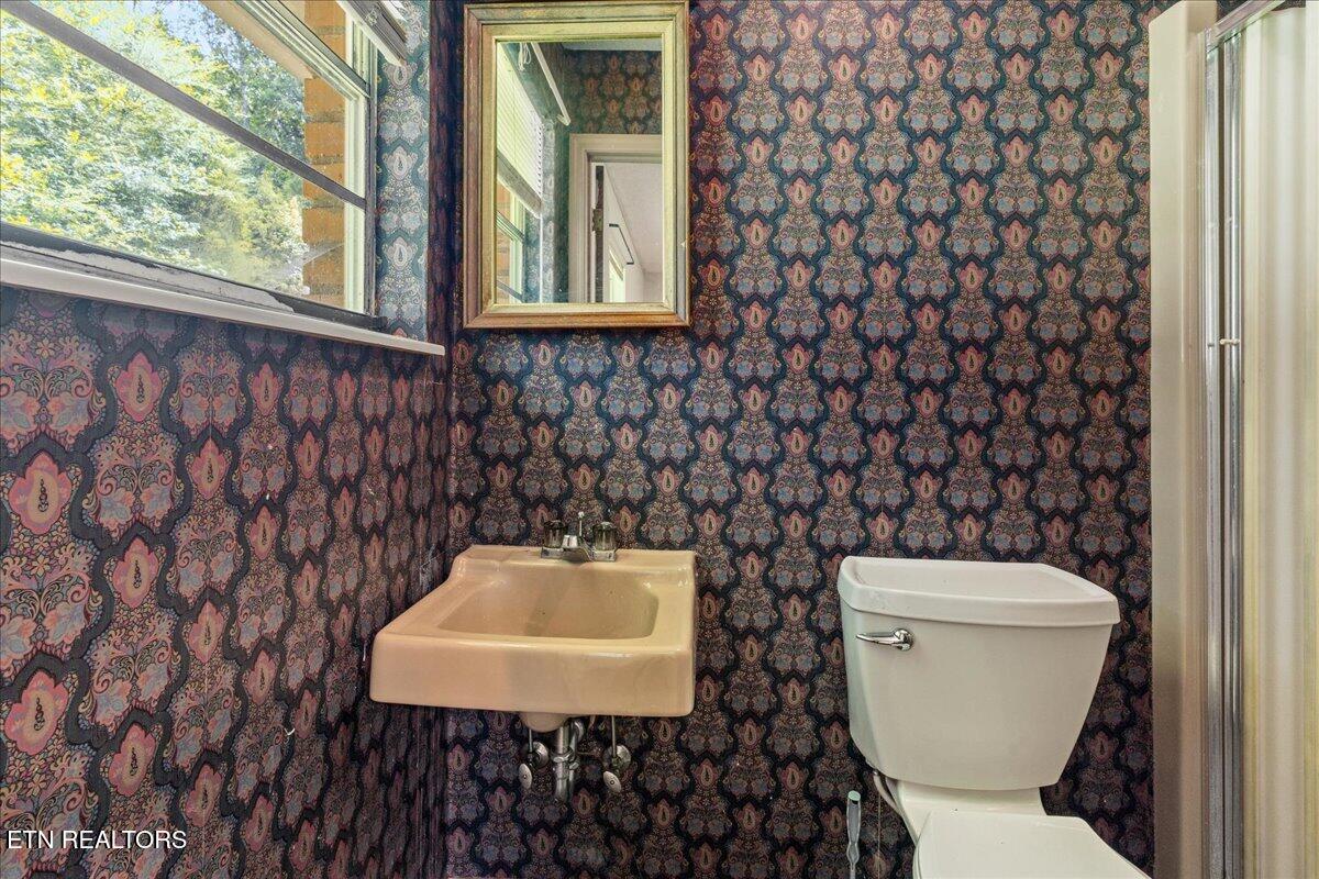 12760 N Nopone Valley Road Decatur TN 37322