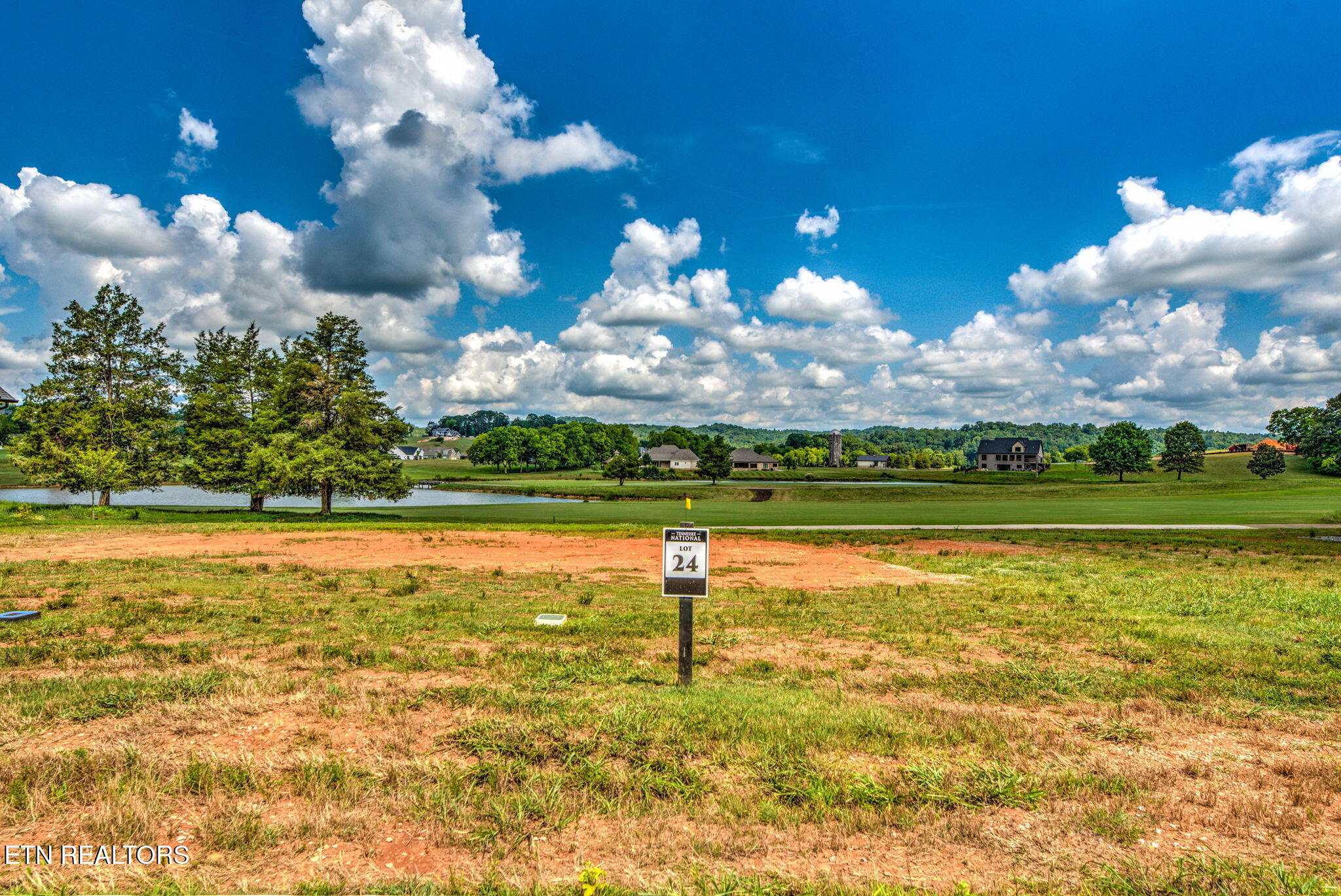 695 Black Bear Circle Loudon TN 37774