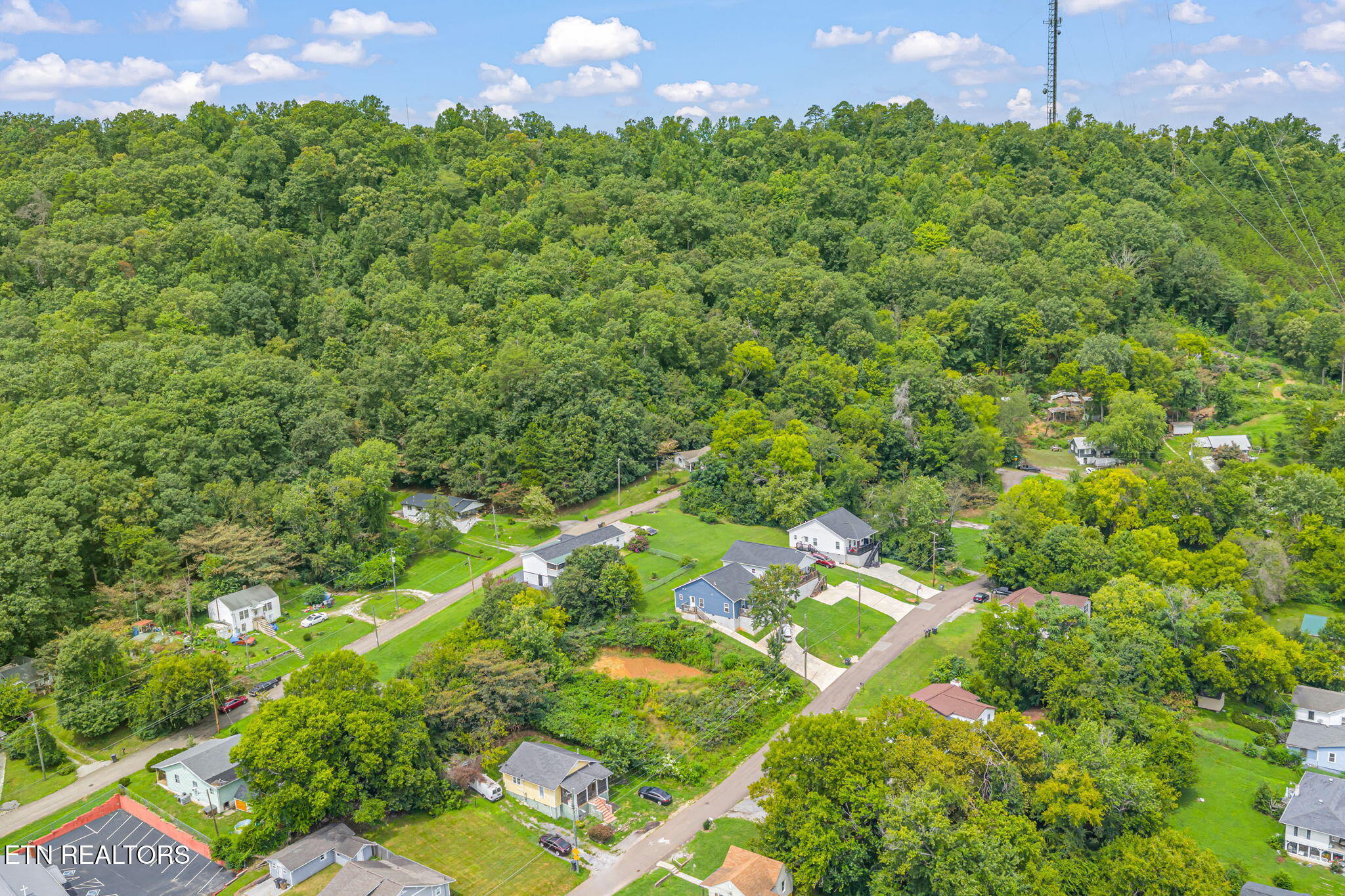 3317 Johnston Street Knoxville TN 37921