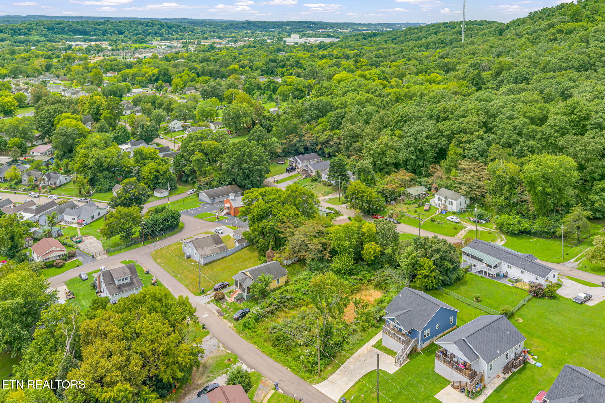 3317 Johnston Street Knoxville TN 37921
