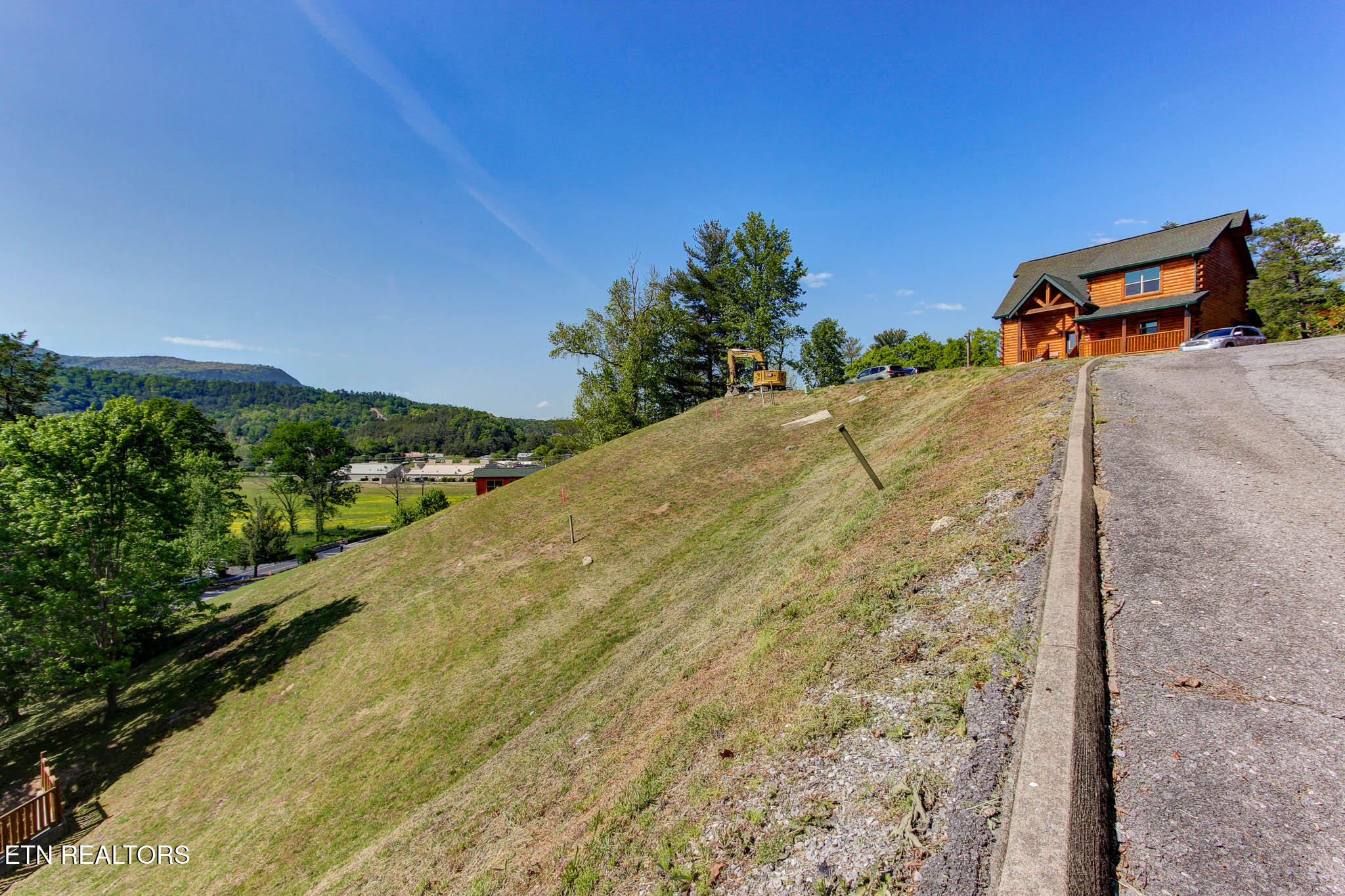 1801 Stone Wood Way Pigeon Forge TN 37862