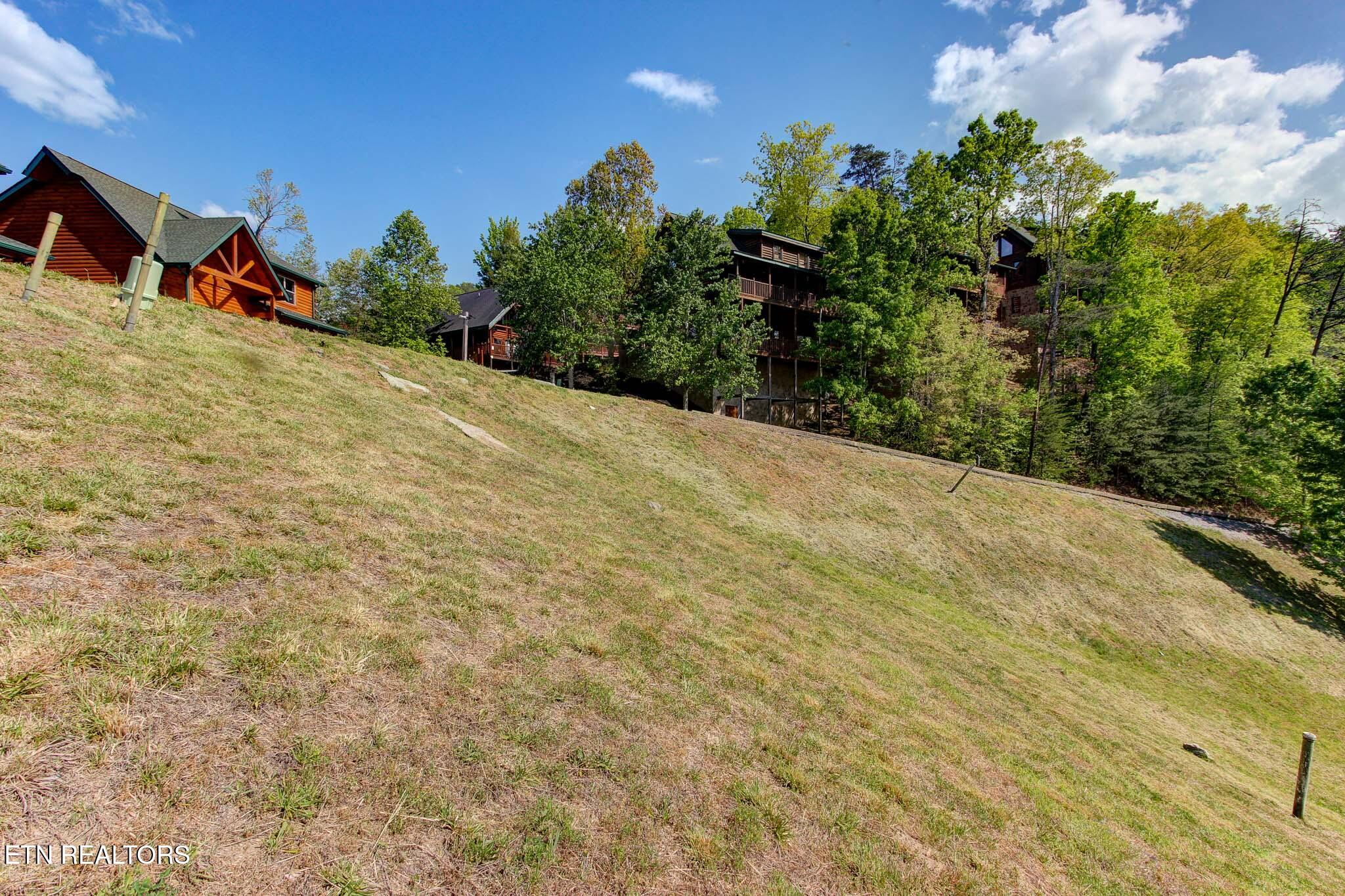 1801 Stone Wood Way Pigeon Forge TN 37862