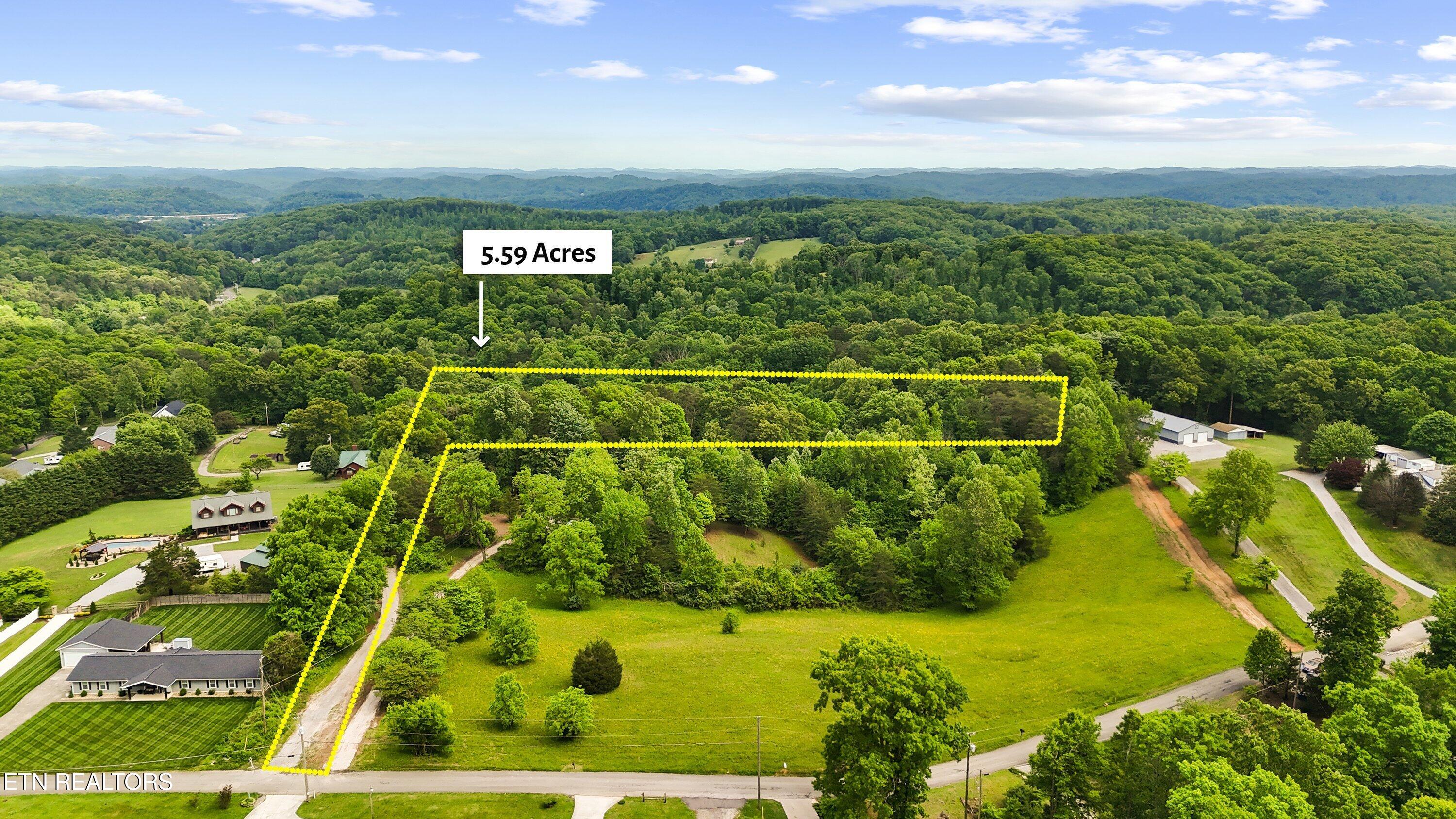 Pleasant View Loop Clinton TN 37716